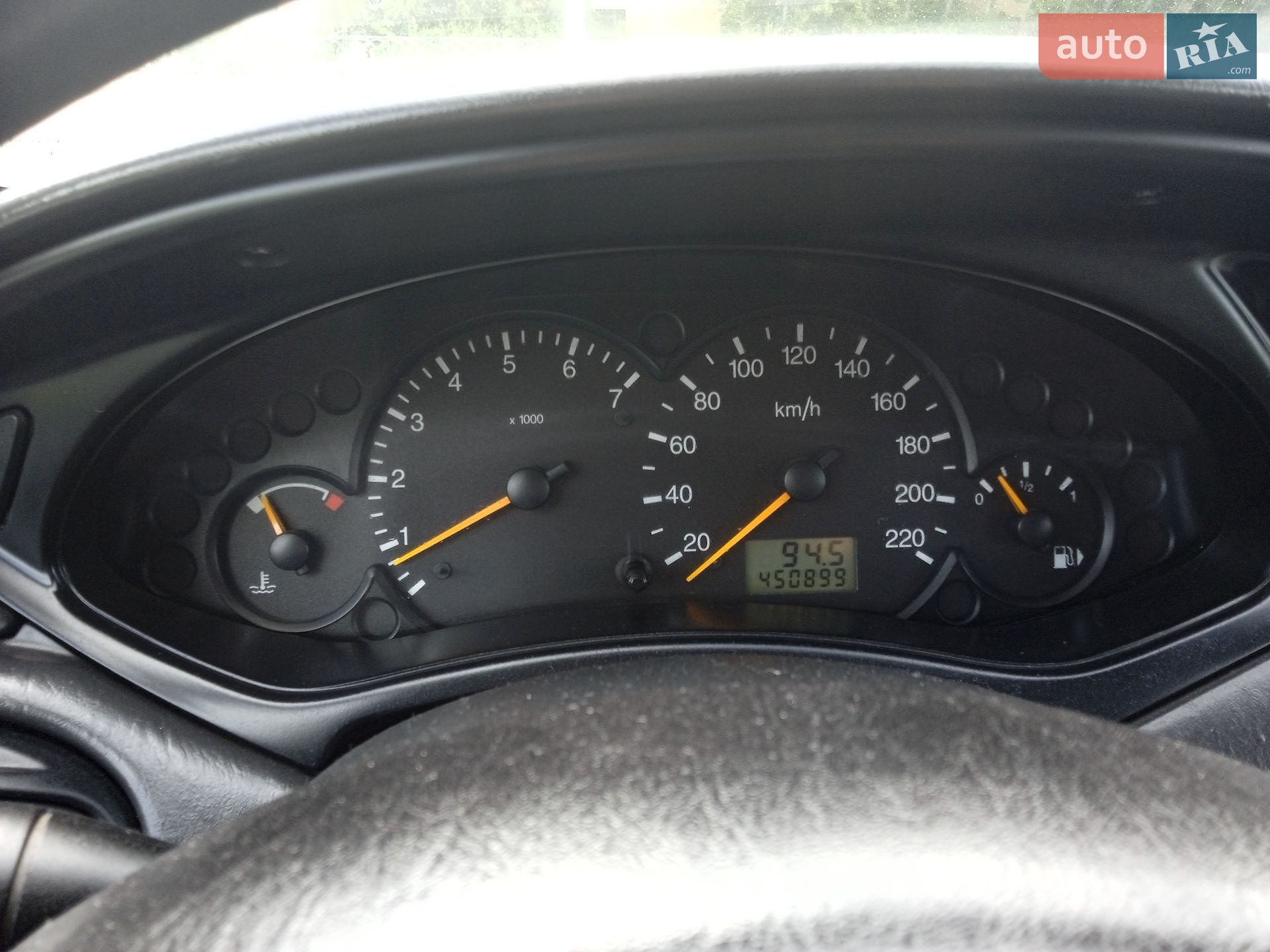 Ford Focus 2001 VIN WF0NXXGCDNYY15947 фото оголошення 27 з 45