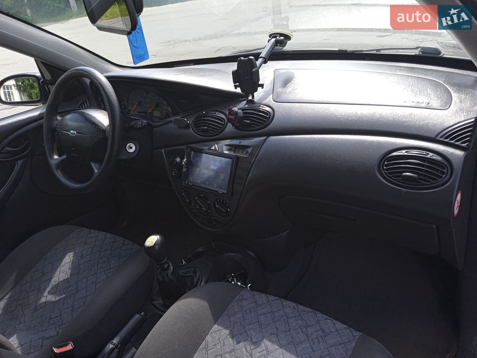 Ford Focus 2001 VIN WF0NXXGCDNYY15947 фото оголошення 35 з 45