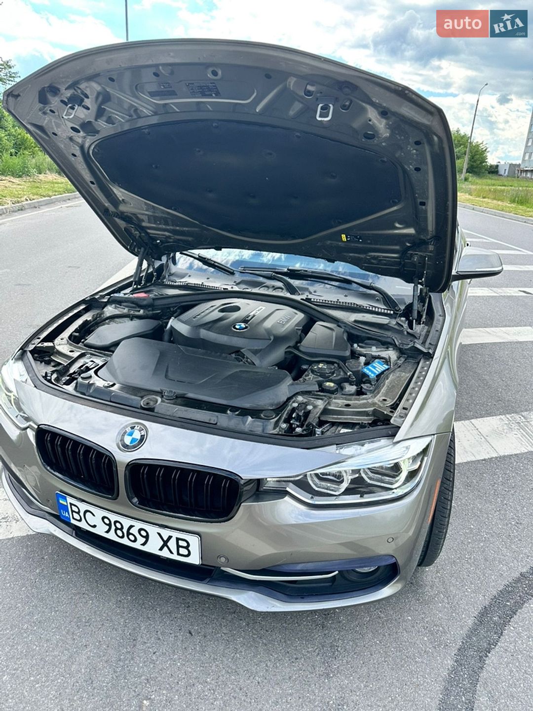 BMW 3 Series 2017 VIN WBA8D9G5XJNU67070 фото оголошення 11 з 26
