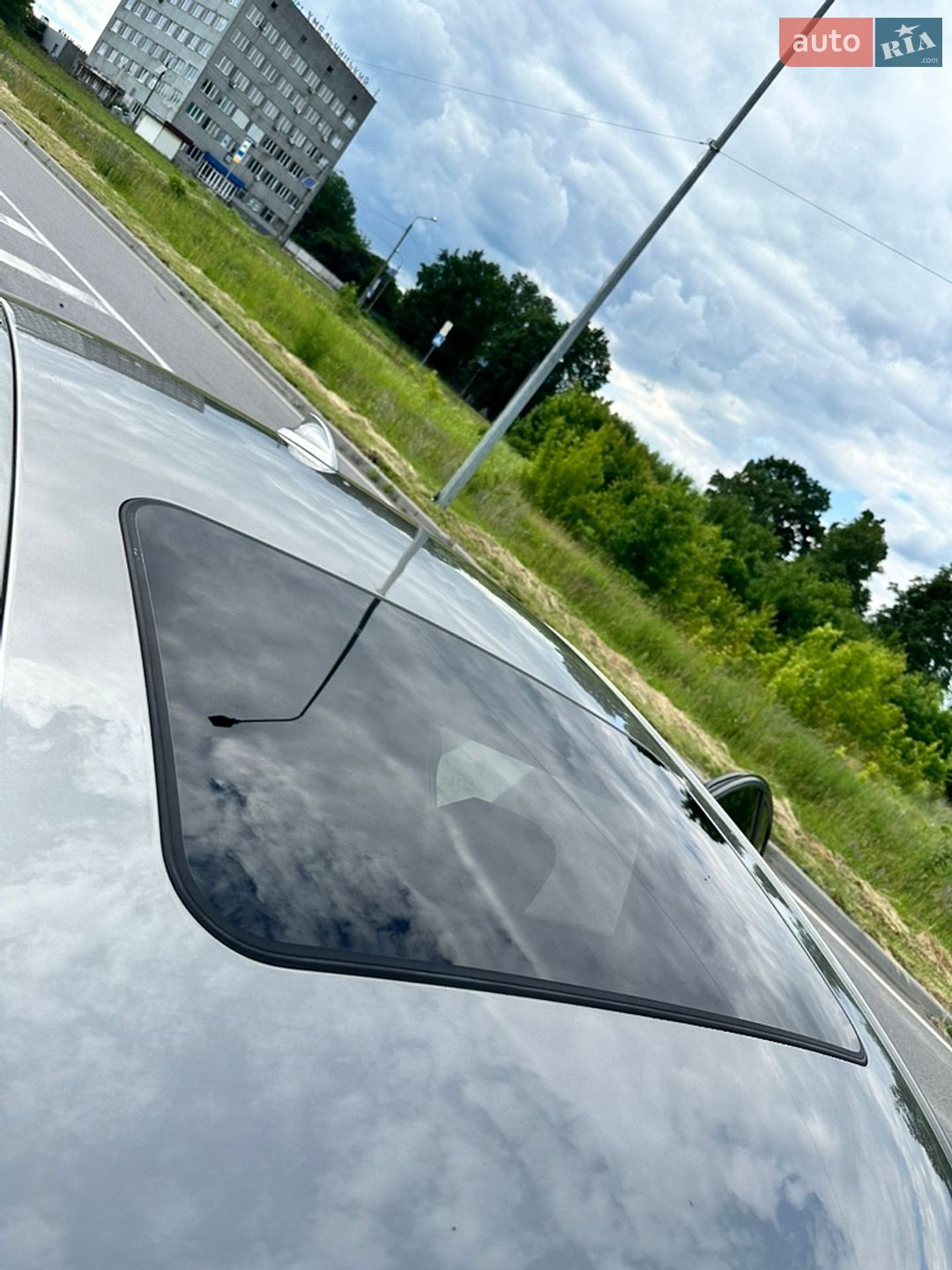 BMW 3 Series 2017 VIN WBA8D9G5XJNU67070 фото оголошення 13 з 26