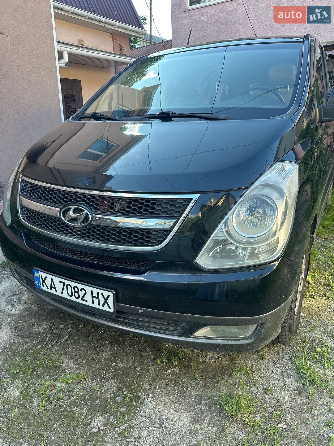 Hyundai H-1 2012 VIN KMHWH81RBDU483079 фото оголошення 3 з 20