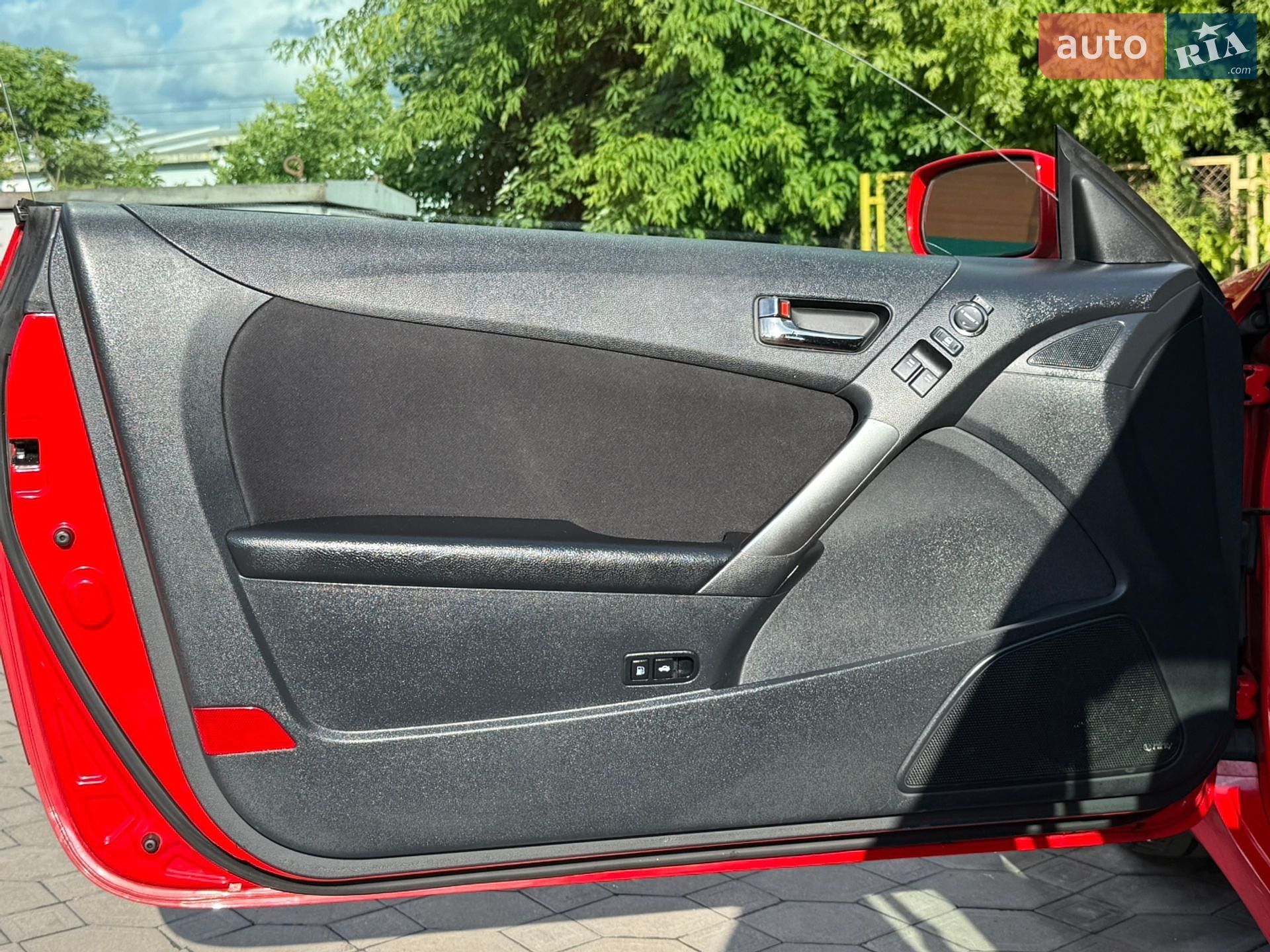 Hyundai Genesis Coupe 2010 VIN KMHHT6KD1BU045338 фото оголошення 17 з 44