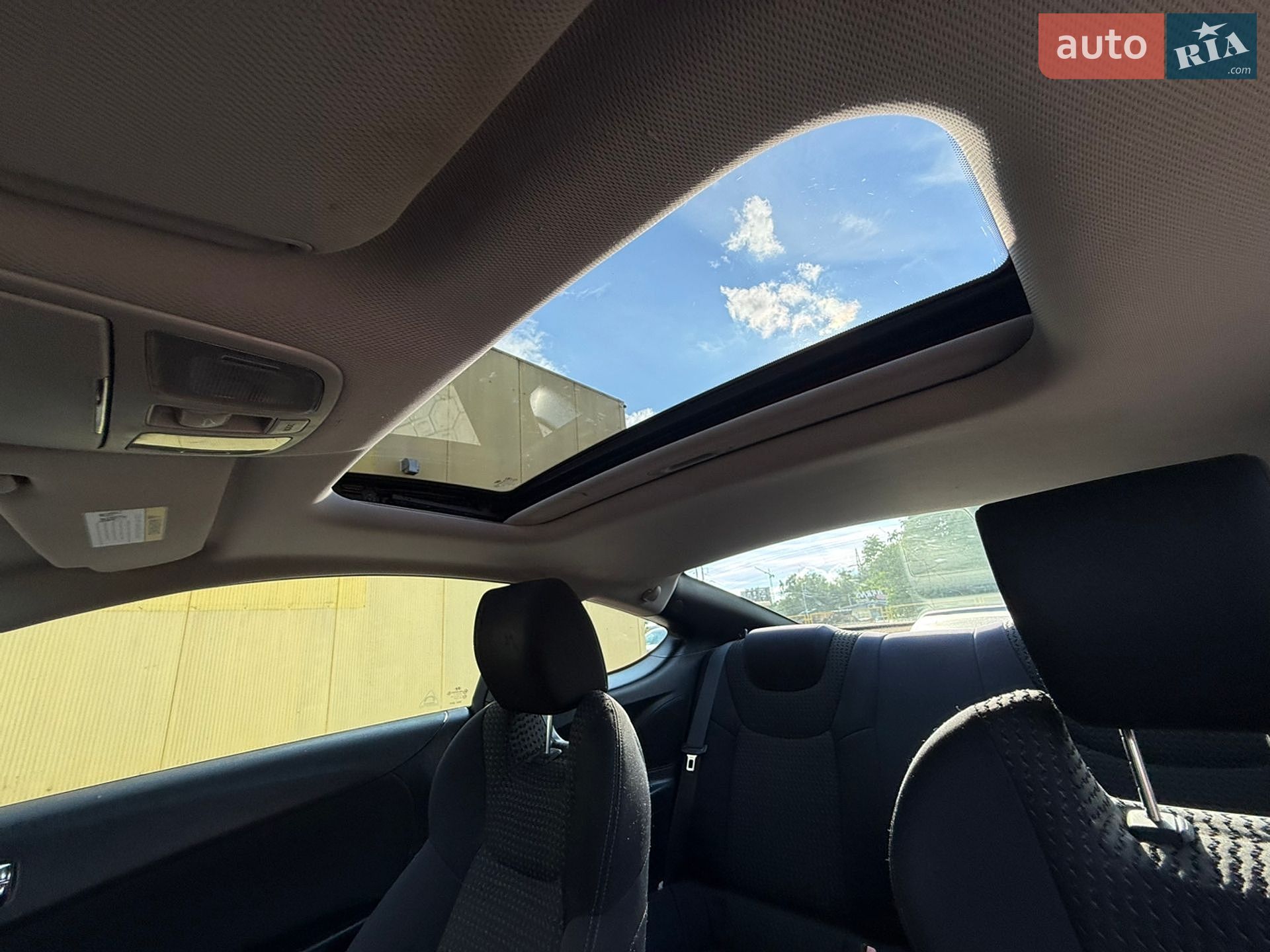 Hyundai Genesis Coupe 2010 VIN KMHHT6KD1BU045338 фото оголошення 36 з 44