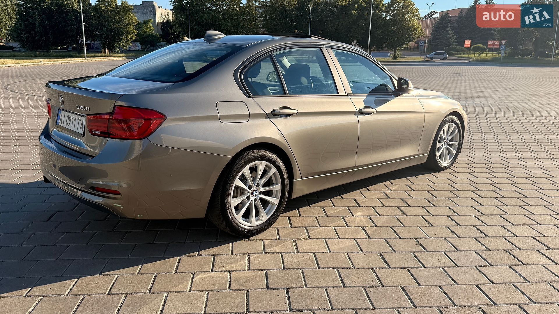 BMW 3 Series 2016 VIN WBA8E5G54GNT95037 фото оголошення 6 з 27