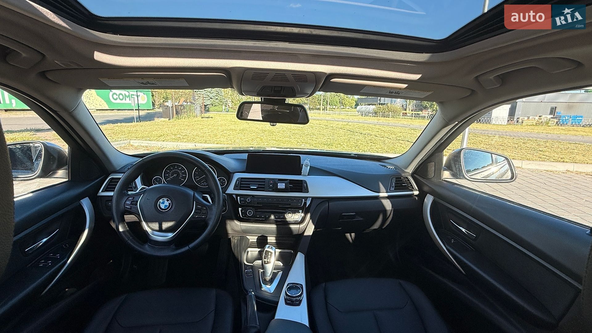 BMW 3 Series 2016 VIN WBA8E5G54GNT95037 фото оголошення 15 з 27