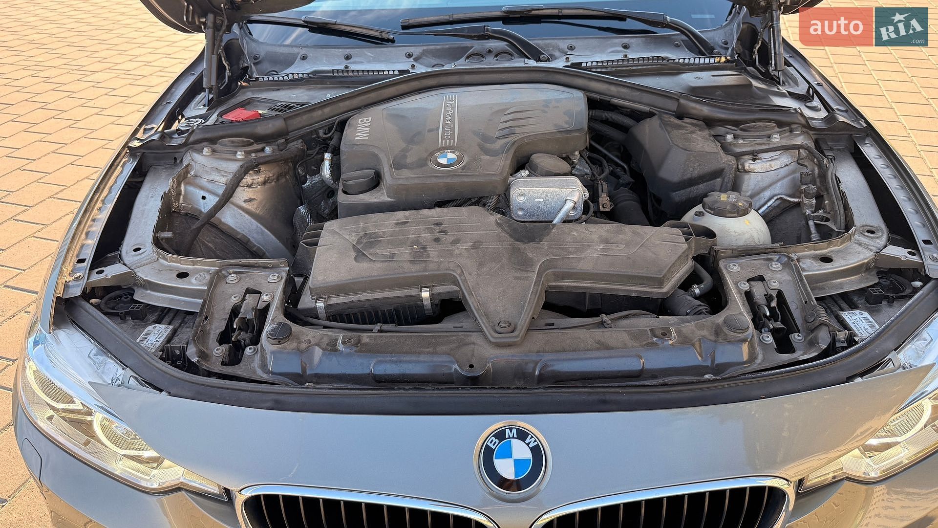 BMW 3 Series 2016 VIN WBA8E5G54GNT95037 фото оголошення 23 з 27