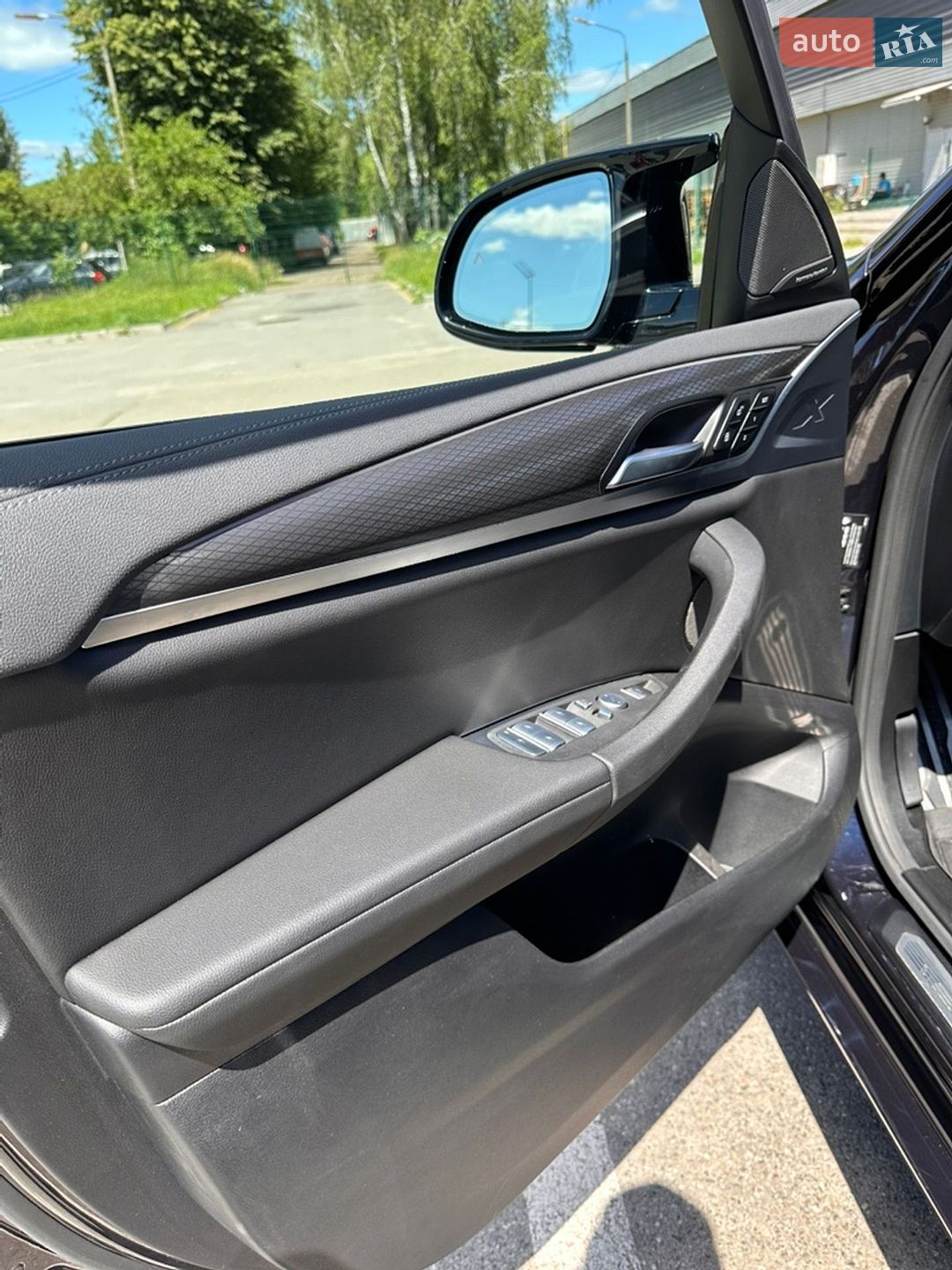 BMW X4 2023 VIN 5UX43DT06R9V05852 фото оголошення 9 з 15
