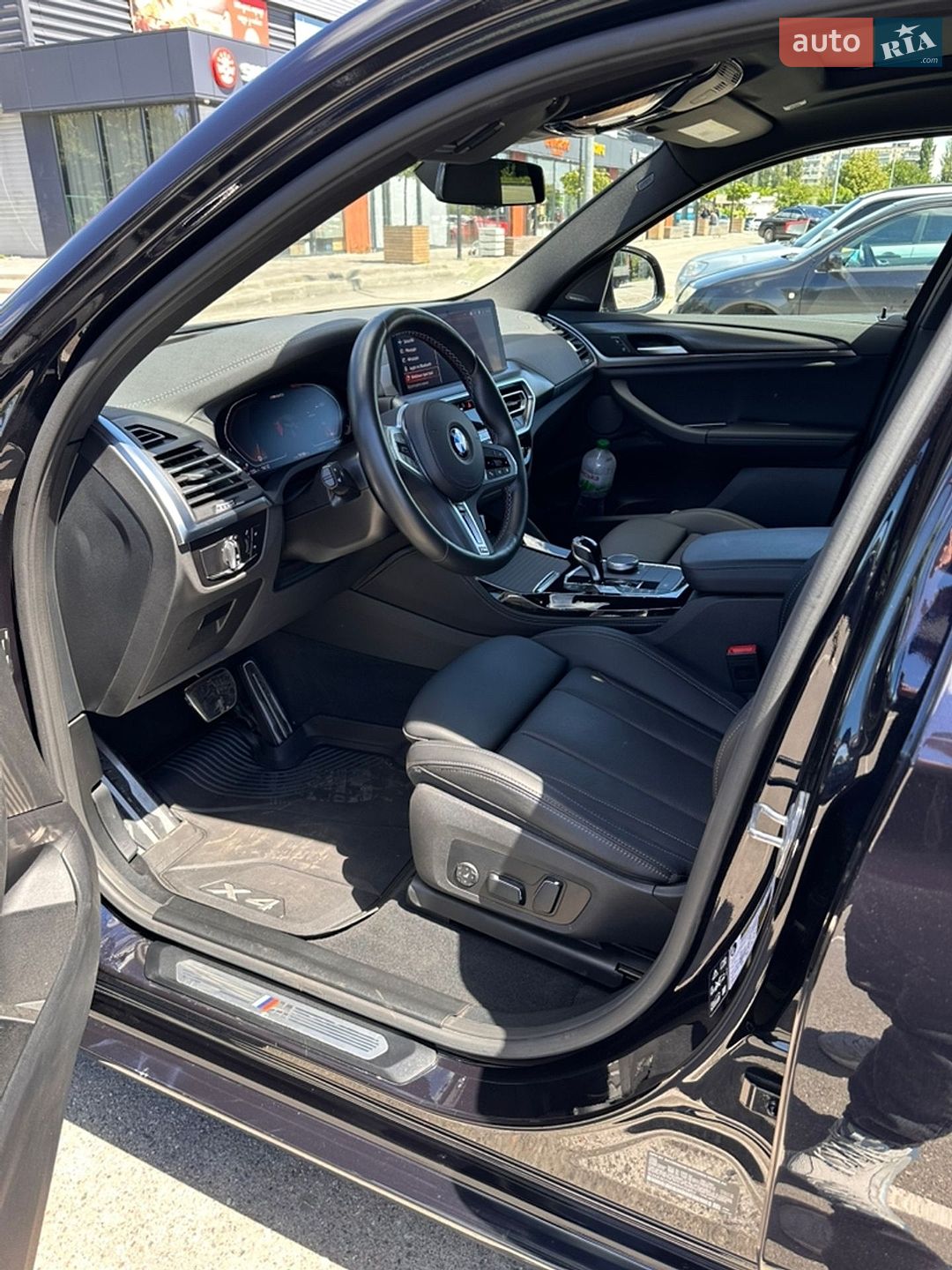 BMW X4 2023 VIN 5UX43DT06R9V05852 фото оголошення 10 з 15