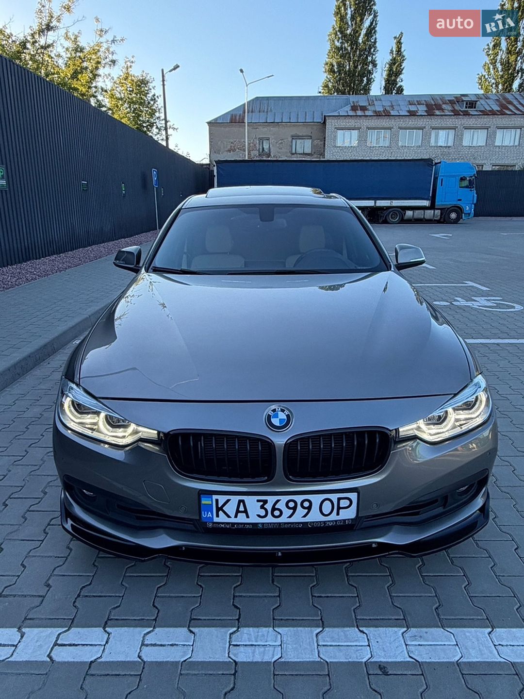 BMW 3 Series 2017 VIN WBA8B9G33HNU57141 фото оголошення 18 з 26