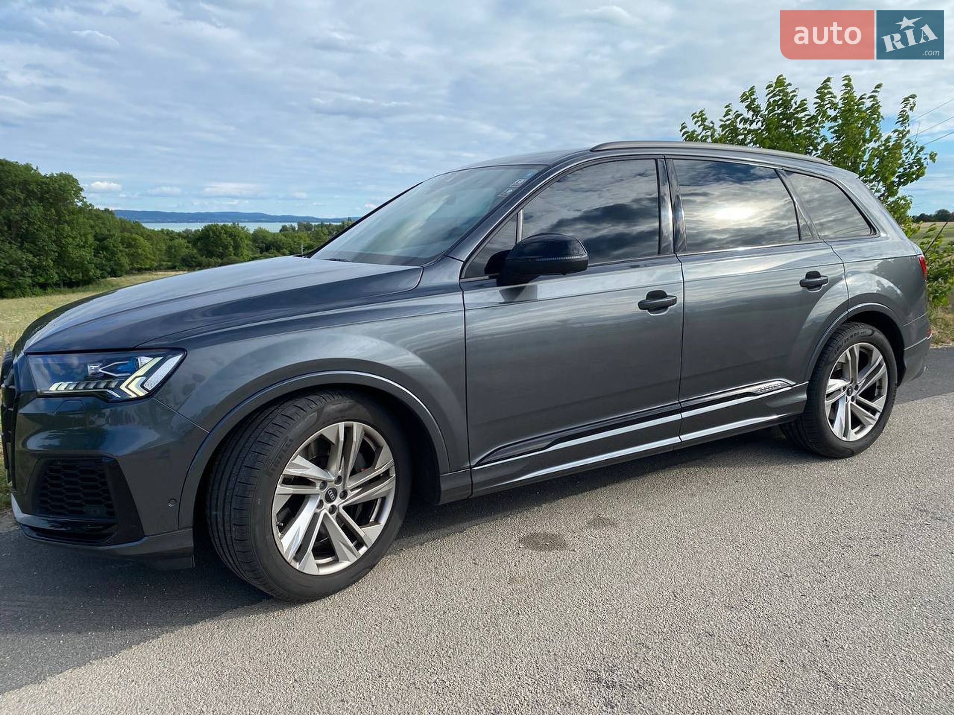 Audi SQ7 2021 VIN WAUZZZ4M8MD039252 фото оголошення 2 з 18