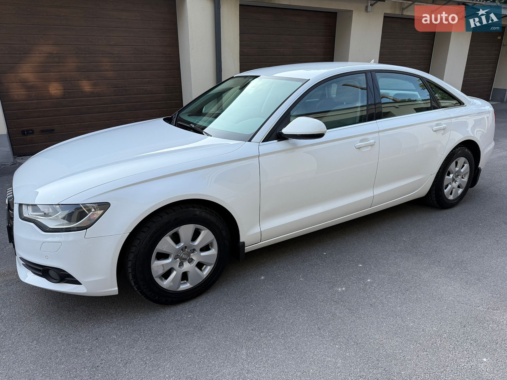Audi A6 2012 VIN WAUZZZ4G1CN170218 фото оголошення 2 з 17