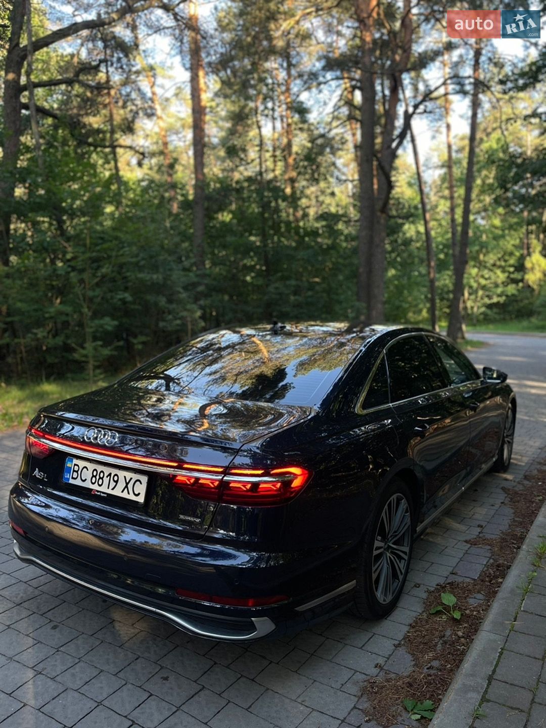 AUDI A8 2023 VIN WAULDAF8XPN006841 фото оголошення 10 з 28