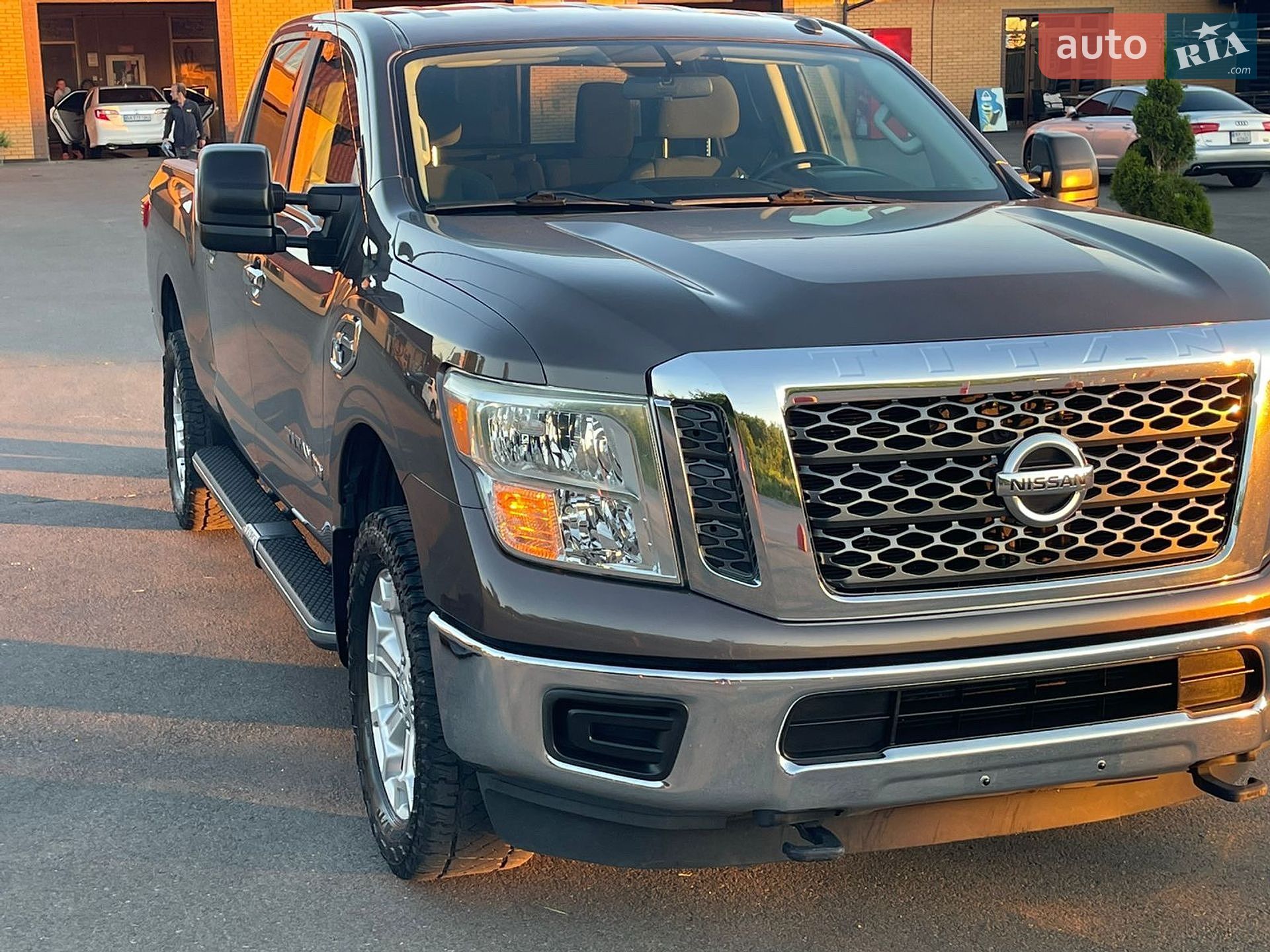 Nissan Titan 2017 VIN 1N6BA1F31HN528221 фото оголошення 4 з 31
