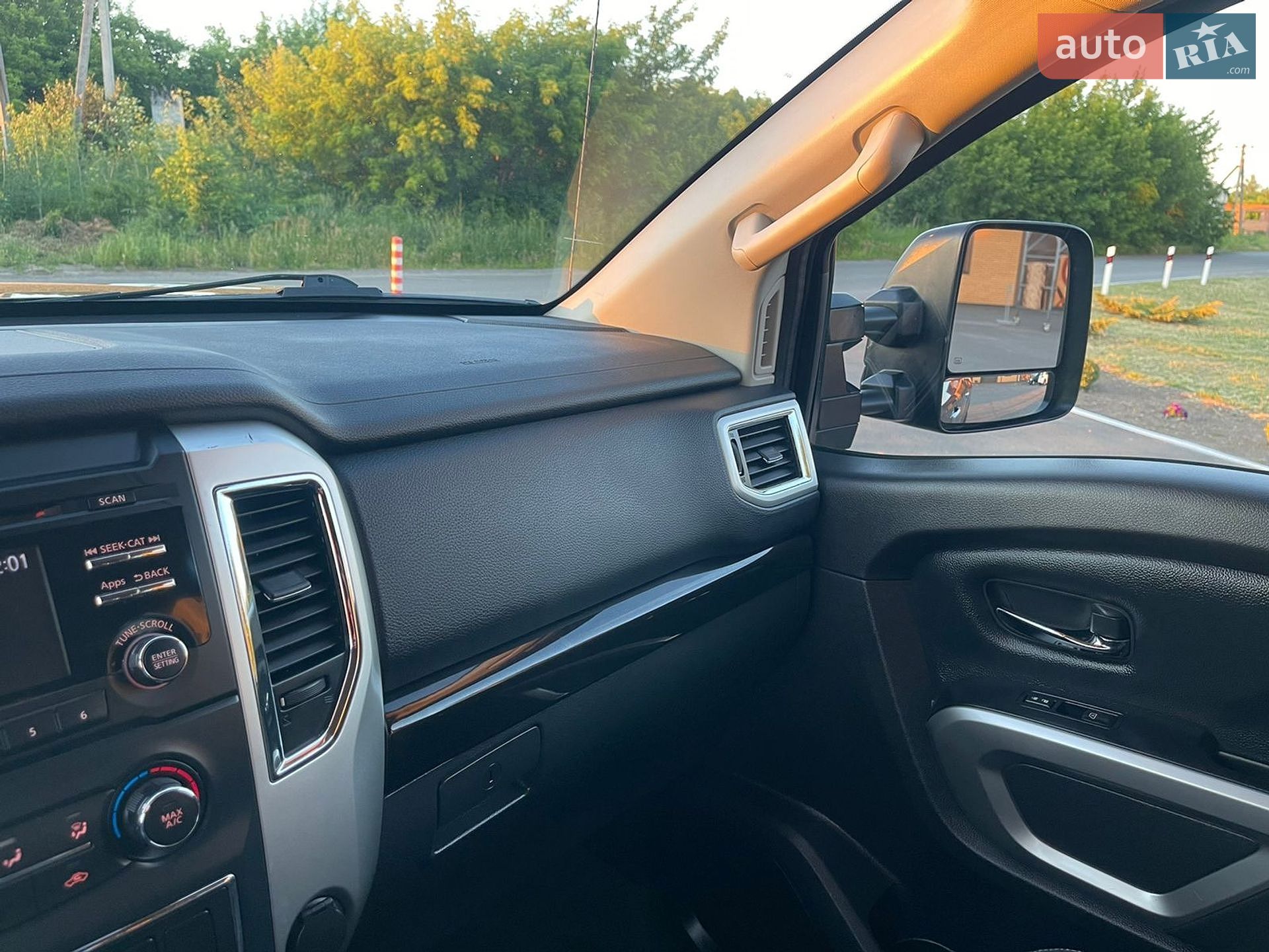 Nissan Titan 2017 VIN 1N6BA1F31HN528221 фото оголошення 16 з 31