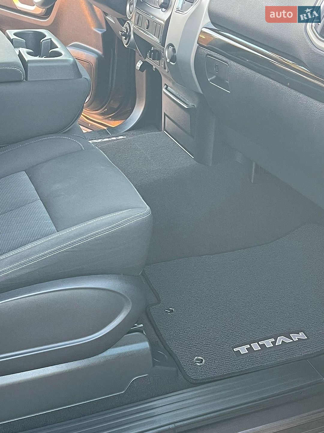 Nissan Titan 2017 VIN 1N6BA1F31HN528221 фото оголошення 22 з 31