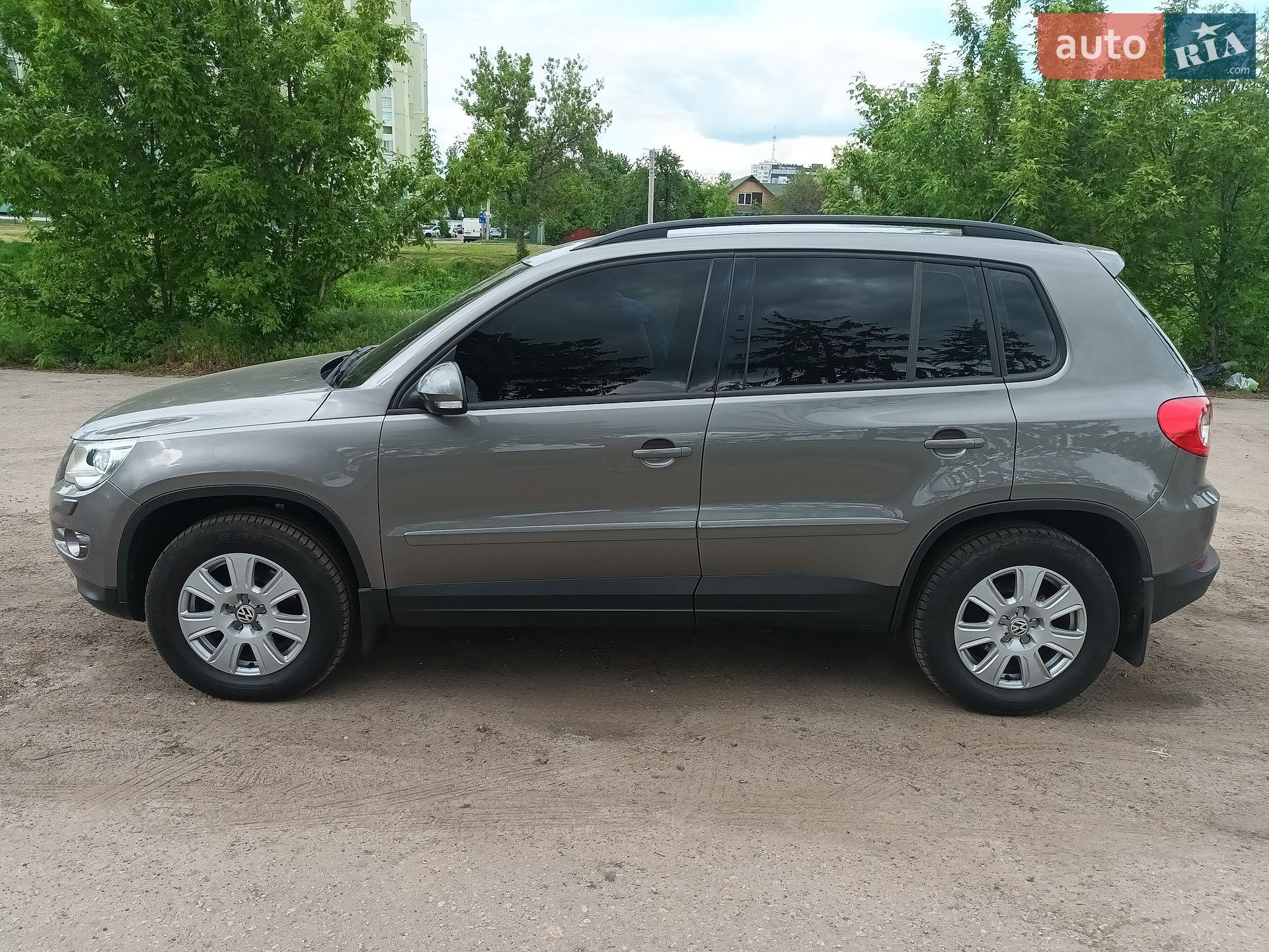 Volkswagen Tiguan 2010 VIN WVGZZZ5HZAW091276 фото оголошення 4 з 8