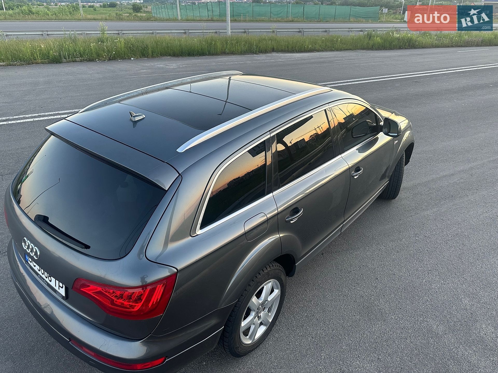Audi Q7 2011 VIN WA1LGAFE3BD009816 фото оголошення 4 з 13