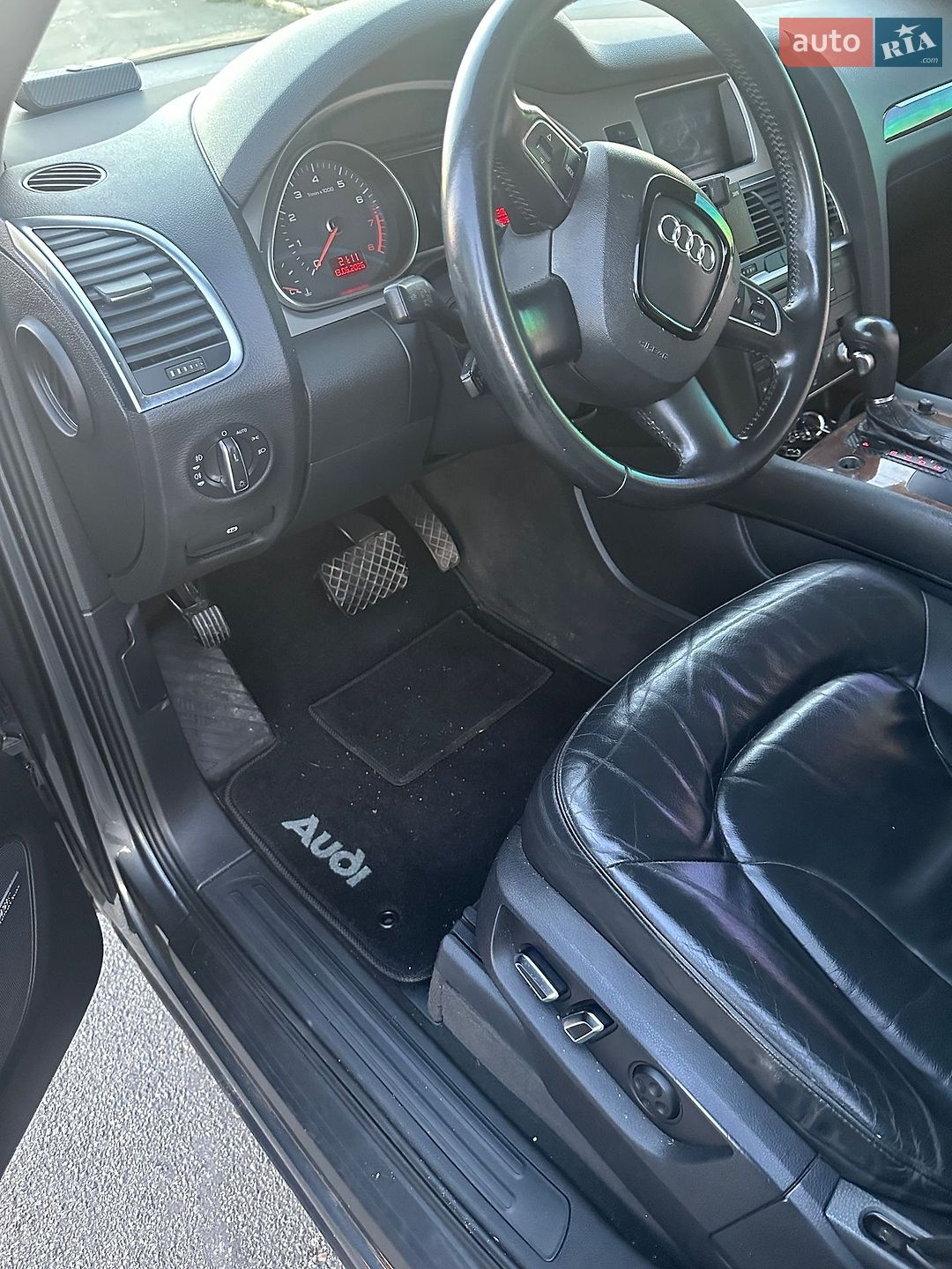 Audi Q7 2011 VIN WA1LGAFE3BD009816 фото оголошення 14 з 14