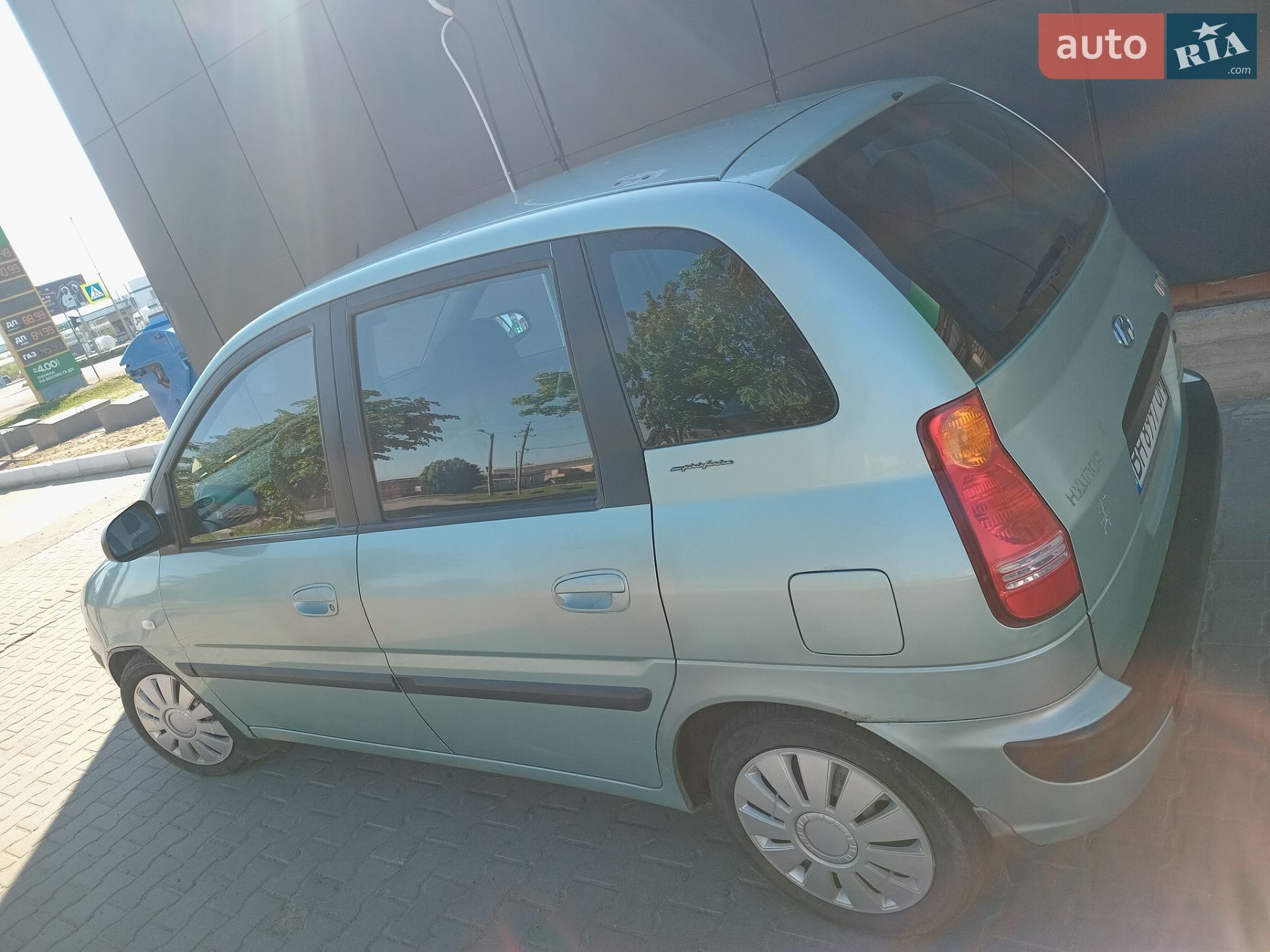 Hyundai Matrix 2001 VIN KMHPN81VP2U037155 фото оголошення 2 з 9