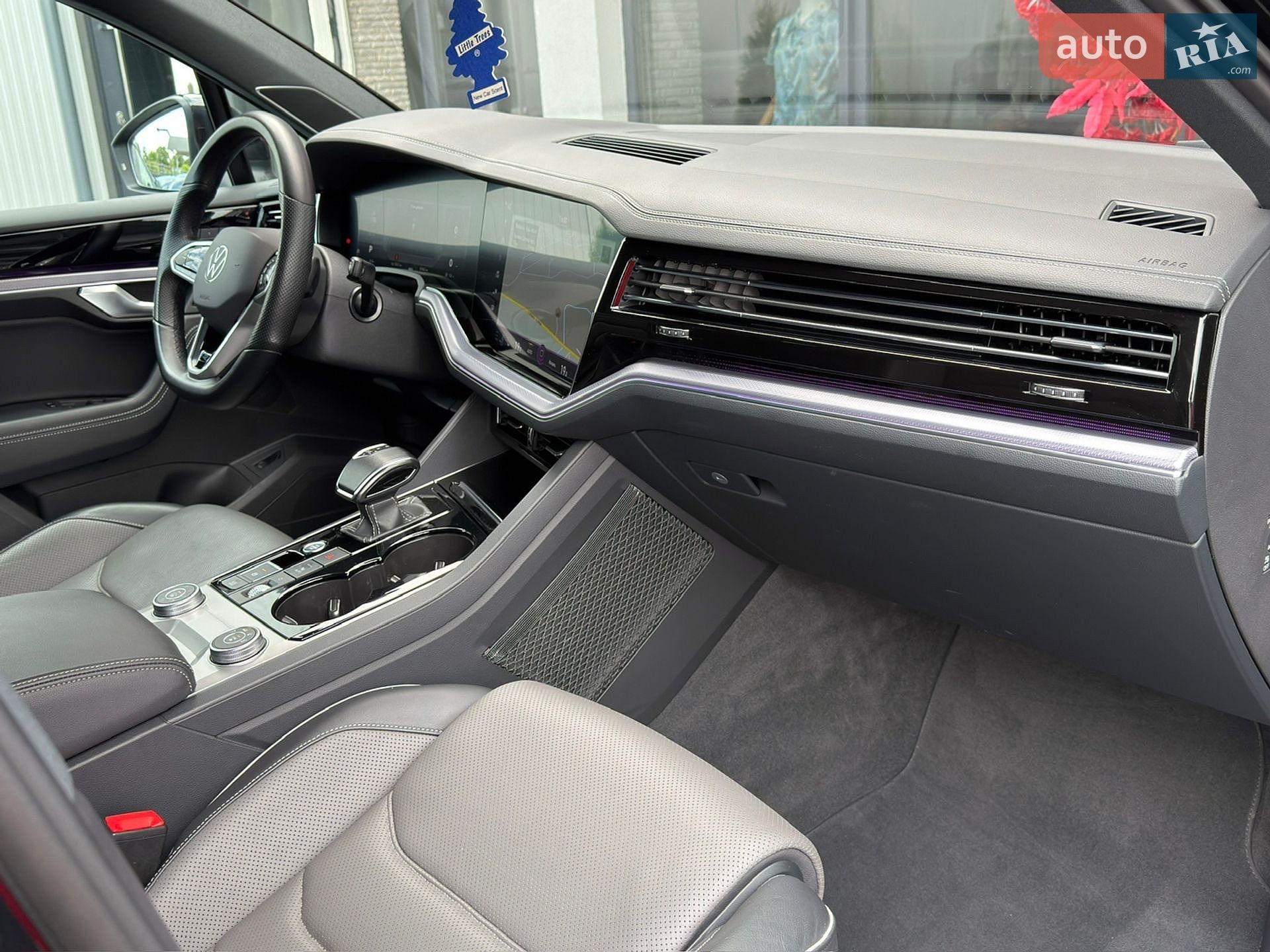 Volkswagen Touareg 2022 VIN WVGZZZCRZND017354 фото оголошення 3 з 63