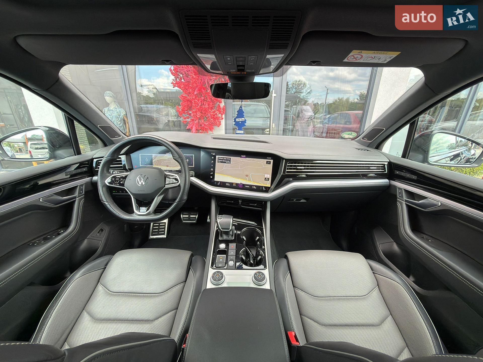 Volkswagen Touareg 2022 VIN WVGZZZCRZND017354 фото оголошення 10 з 63