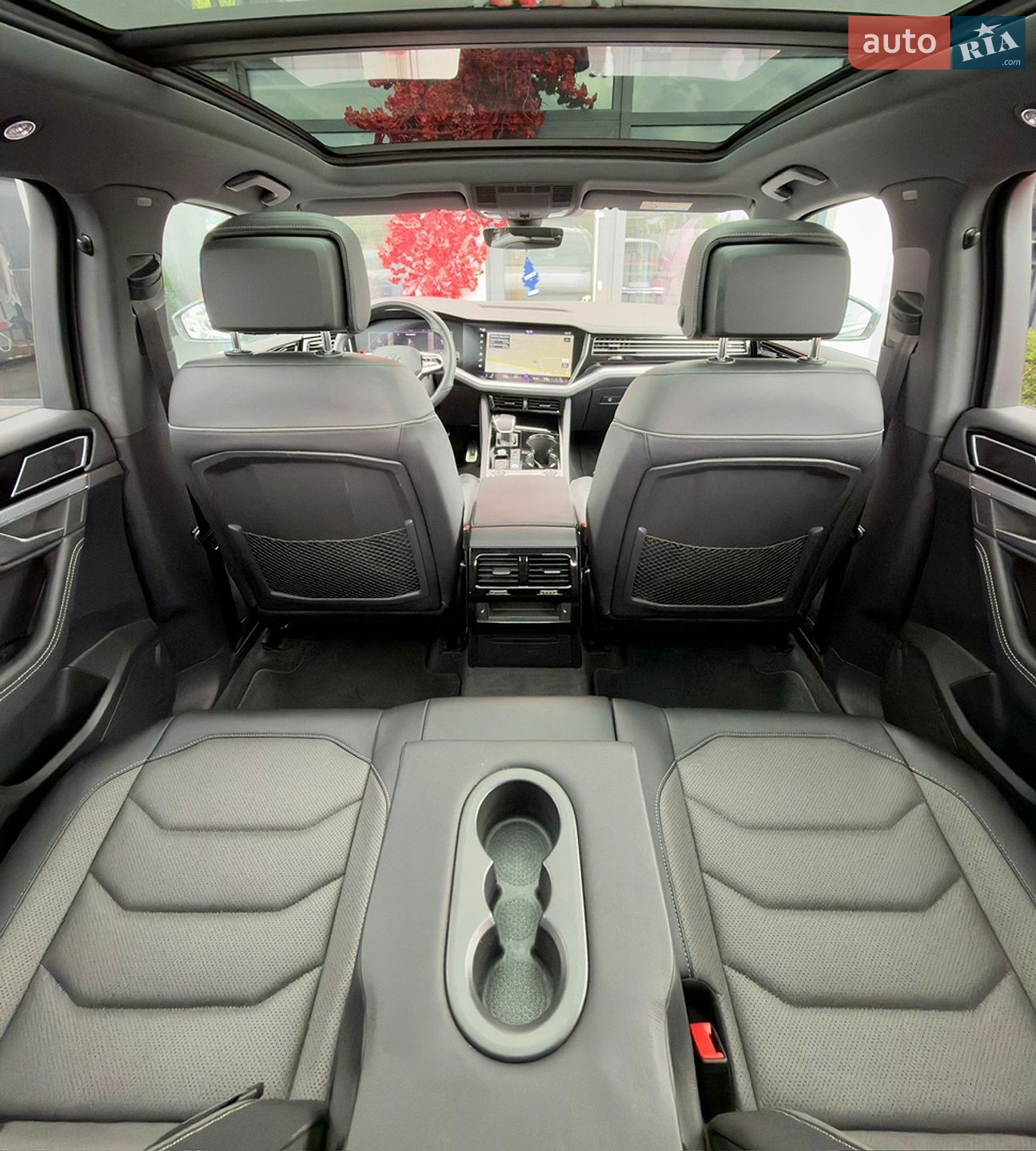 Volkswagen Touareg 2022 VIN WVGZZZCRZND017354 фото оголошення 12 з 63
