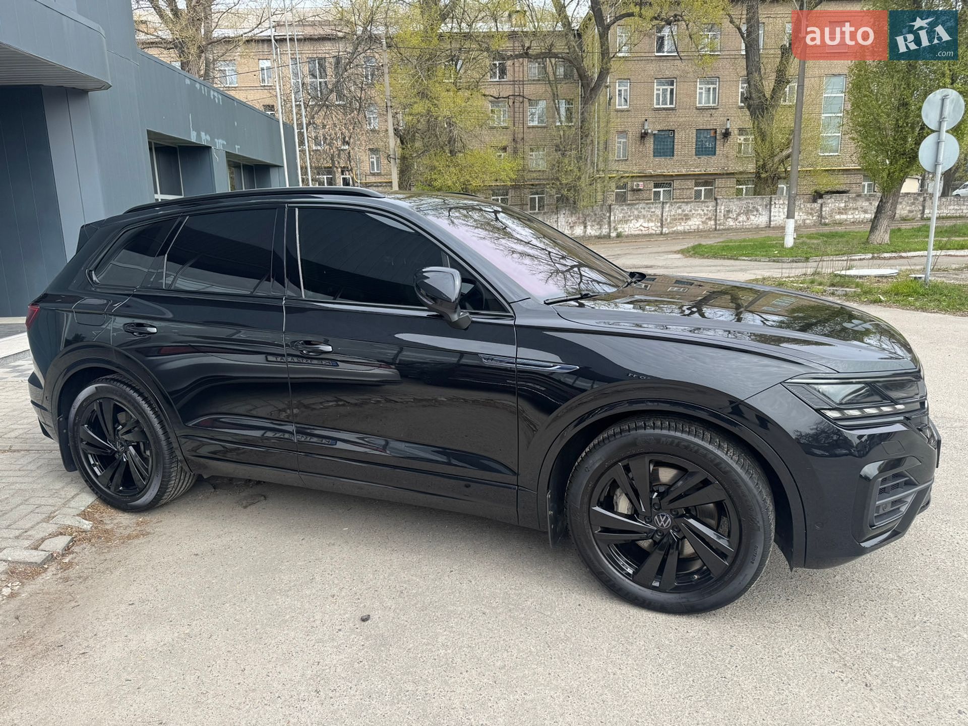 Volkswagen Touareg 2021 VIN WVGZZZCRZMD039658 фото оголошення 2 з 12