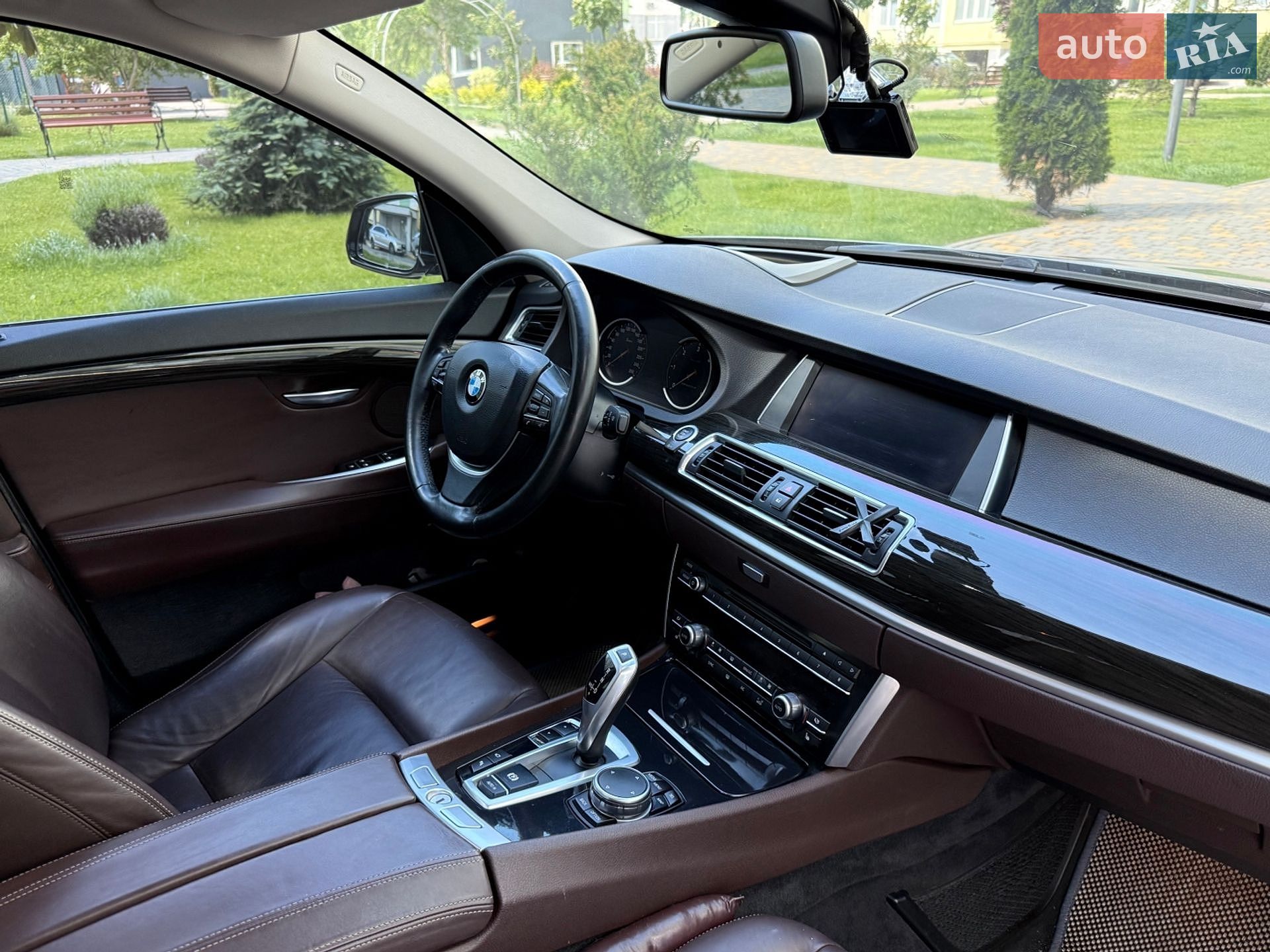 BMW 5 Series GT 2015 VIN WBA5N2105FGJ87704 фото оголошення 15 з 19