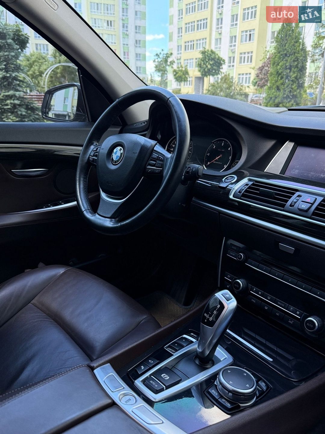 BMW 5 Series GT 2015 VIN WBA5N2105FGJ87704 фото оголошення 18 з 19