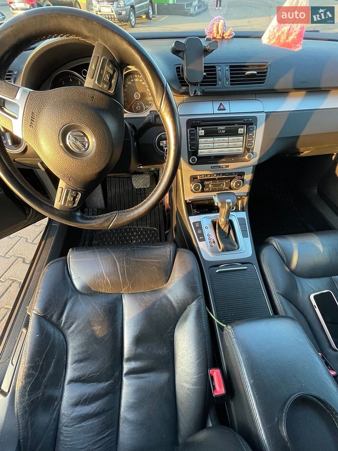 Volkswagen Passat 2010 VIN WVWZZZ3CZAE087994 фото оголошення 9 з 13