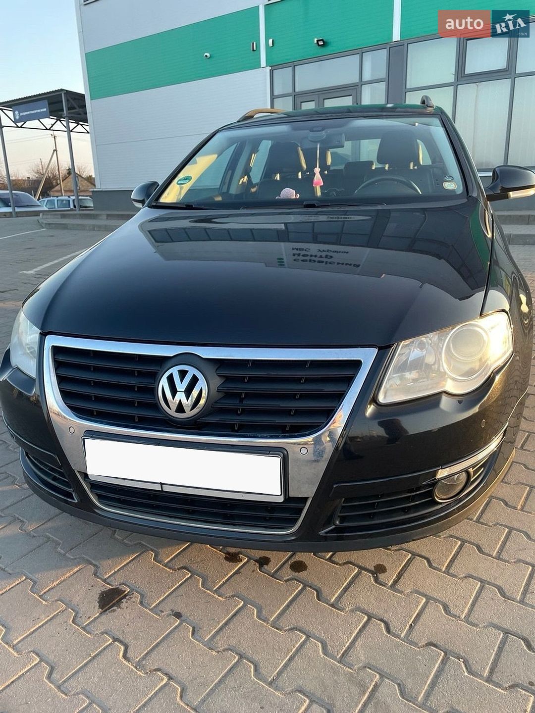 Volkswagen Passat 2010 VIN WVWZZZ3CZAE087994 фото оголошення 2 з 13