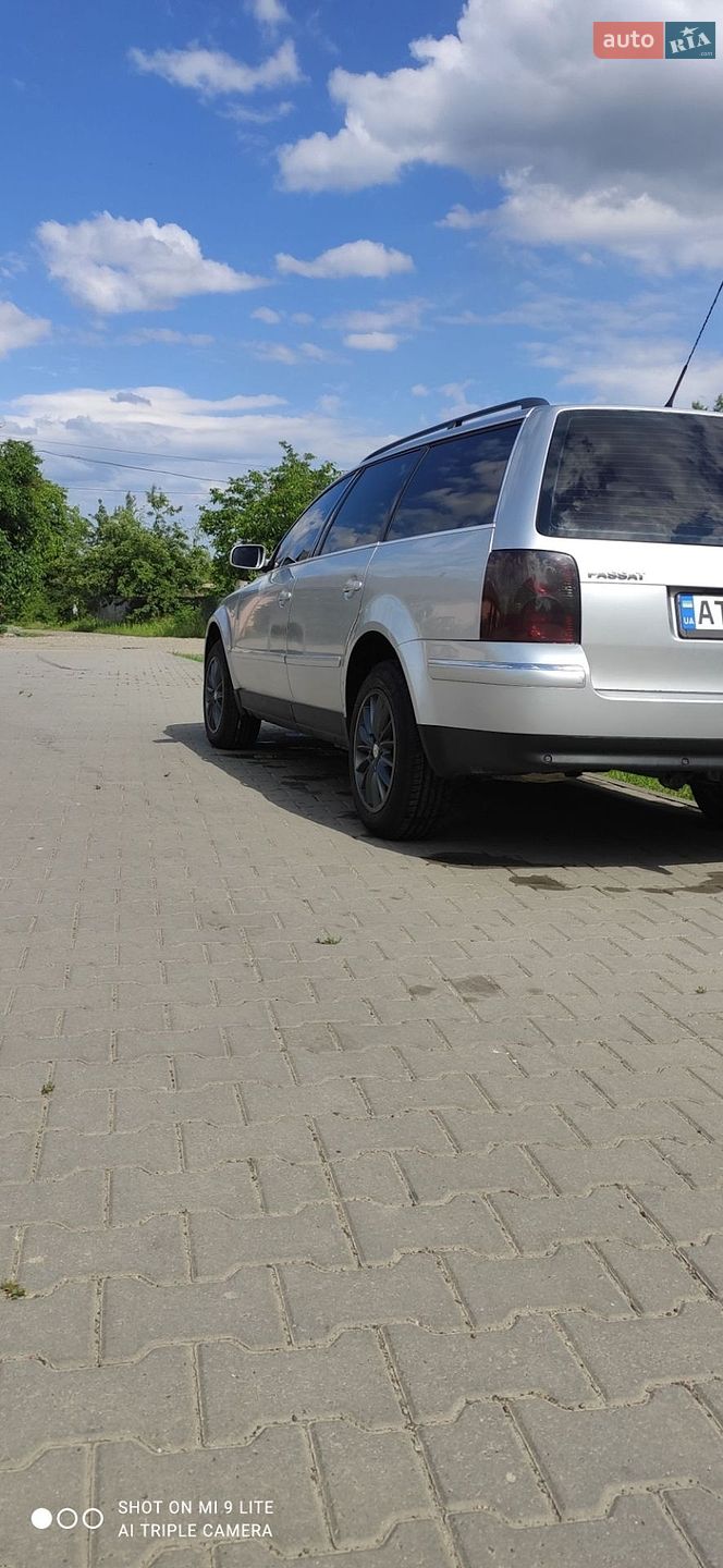Volkswagen Passat 2002 VIN WVWZZZ3BZ3E169023 фото оголошення 2 з 10