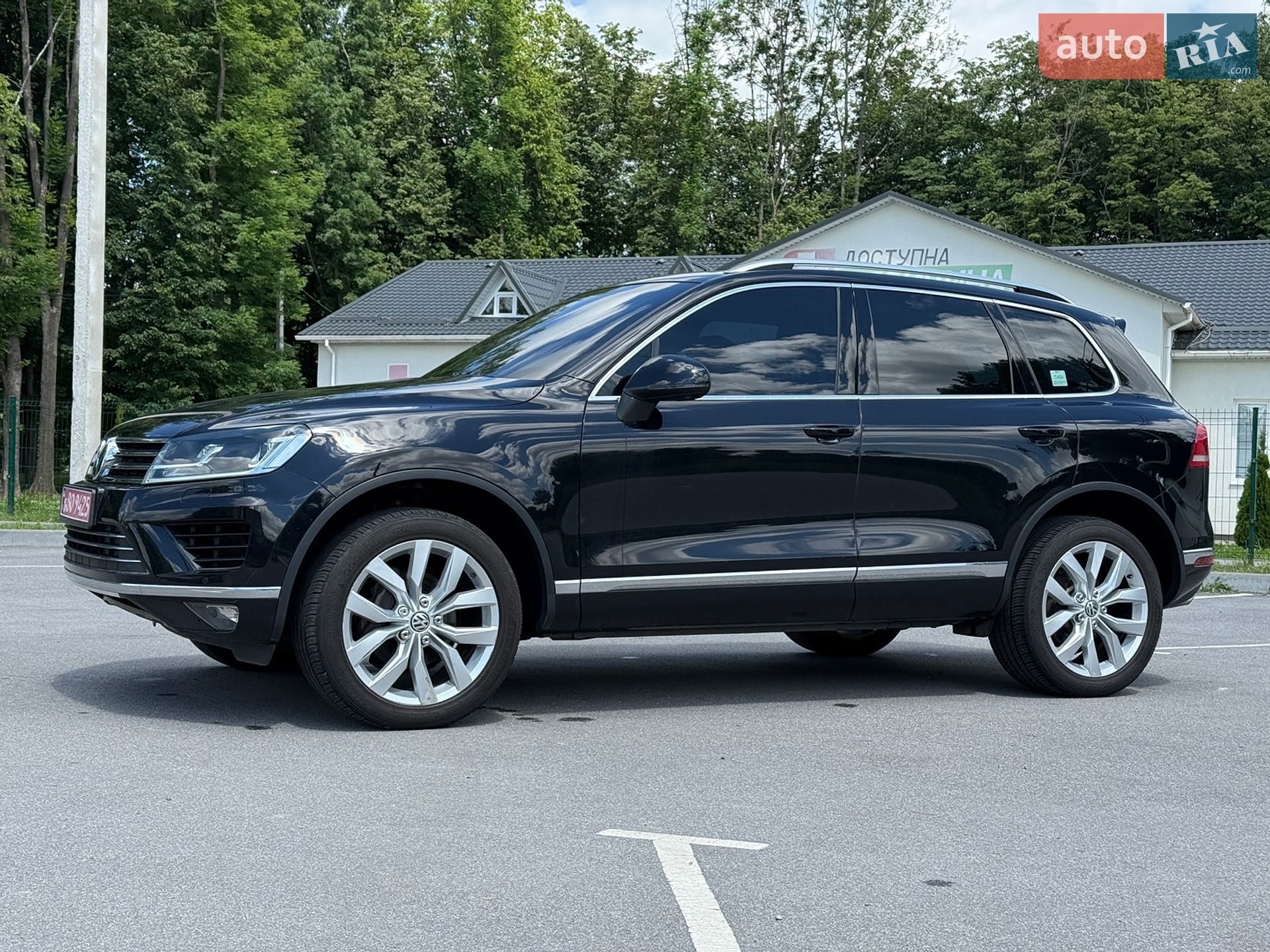 Volkswagen Touareg 2016 VIN WVGZZZ7PZGD028496 фото оголошення 5 з 57