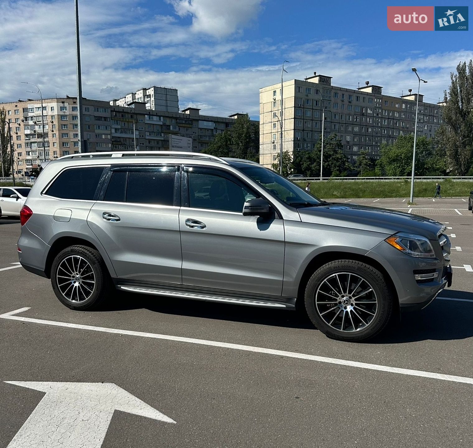 Mercedes-Benz GL-Class 2015 VIN 4JGDF2EE7GA684089 фото оголошення 4 з 14