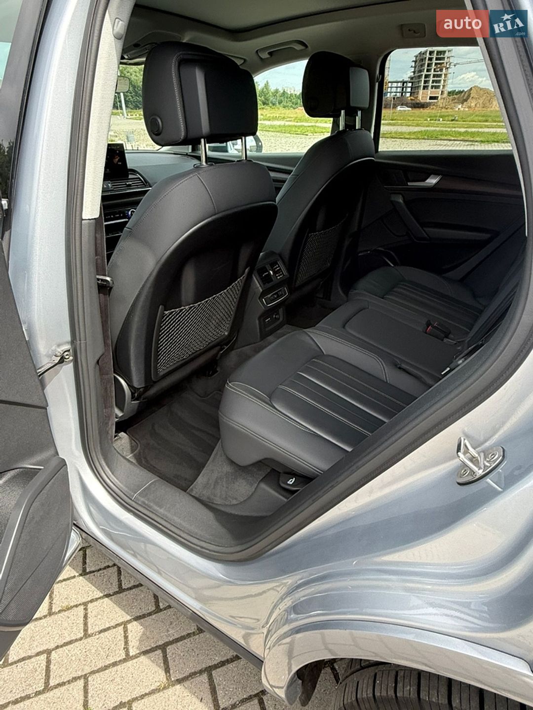 Audi Q5 2020 VIN WA1AAAFY5M2014114 фото оголошення 21 з 38