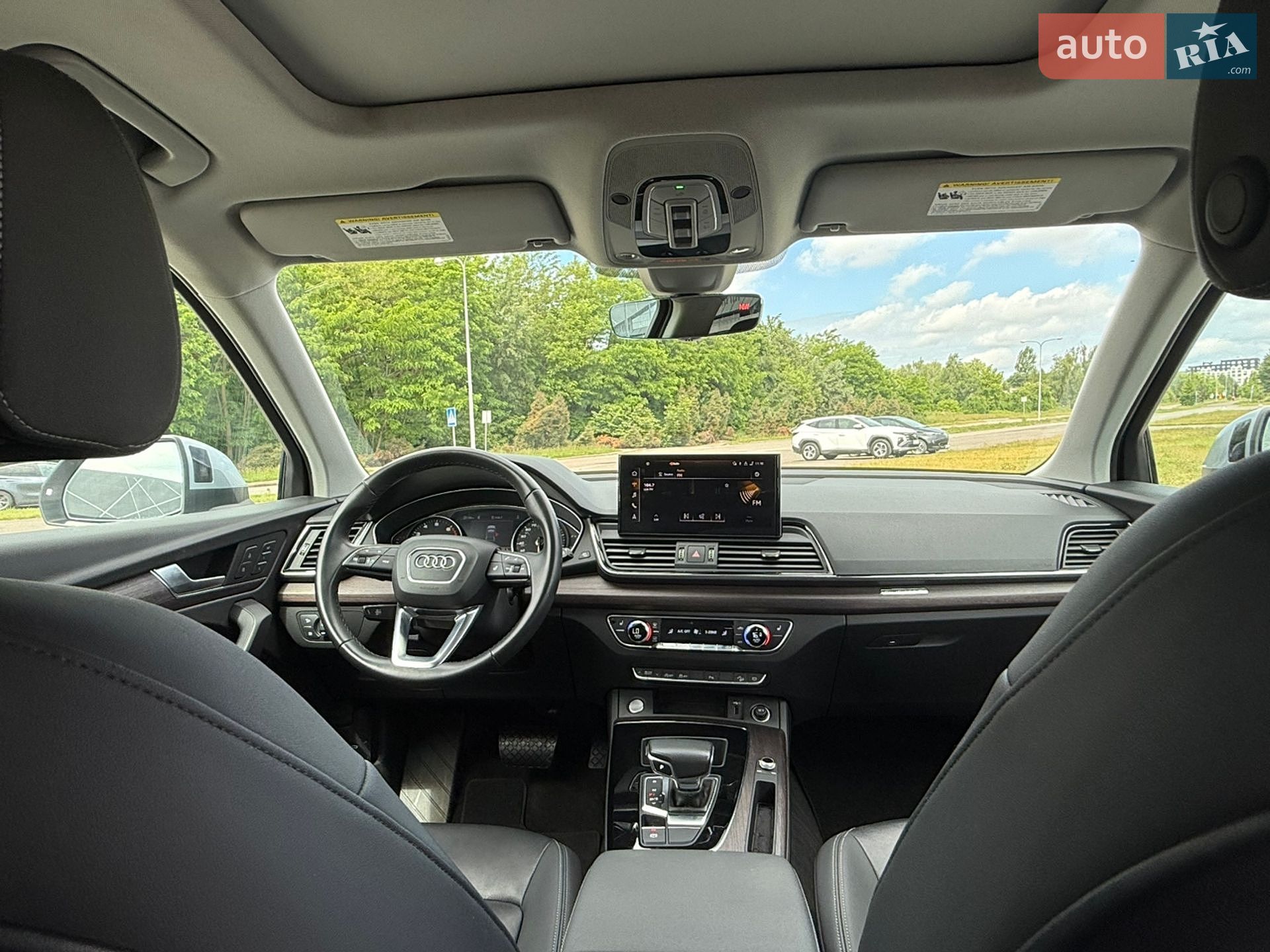 Audi Q5 2020 VIN WA1AAAFY5M2014114 фото оголошення 26 з 38