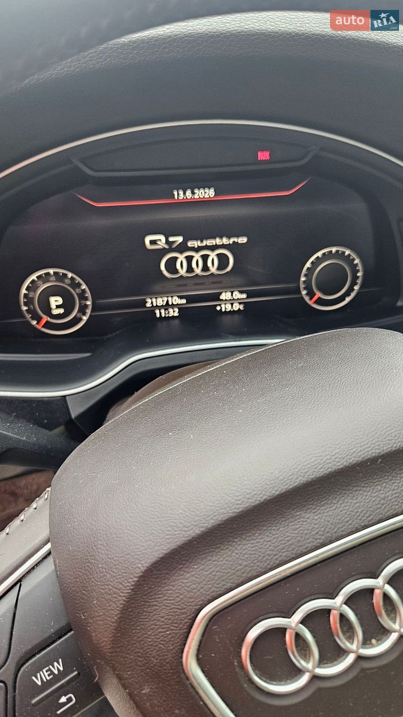 Audi Q7 2016 VIN WA1LAAF77HD020832 фото оголошення 10 з 12
