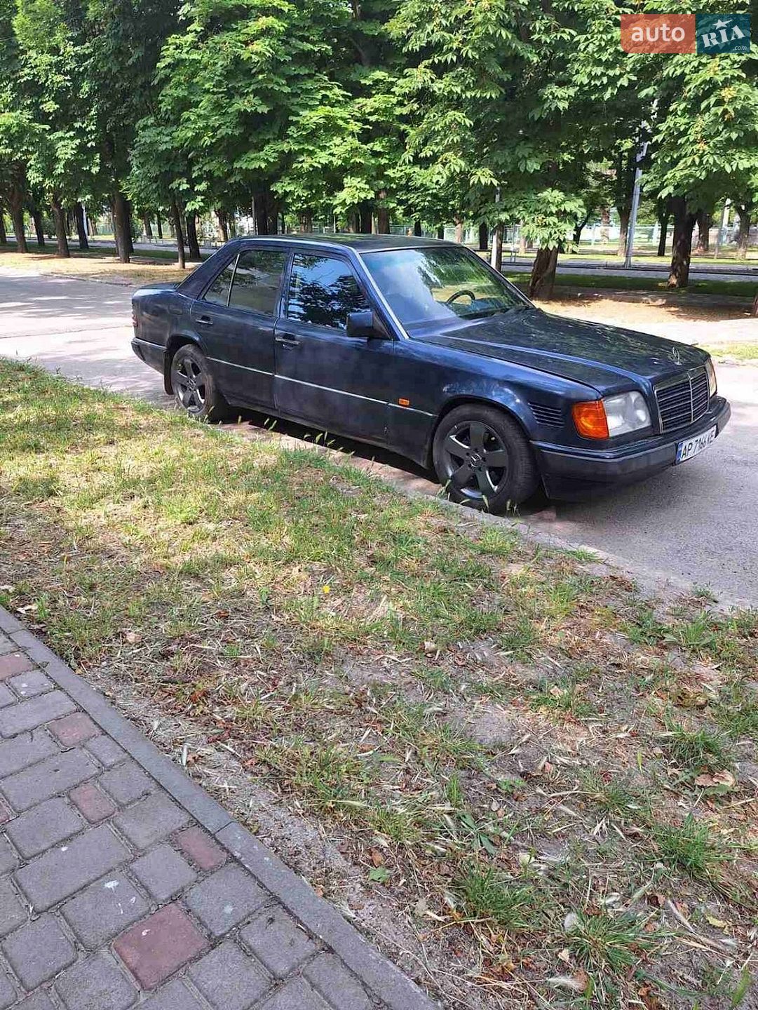 Mercedes-Benz E-Class 1996 VIN WDB1241261C258576 фото оголошення 2 з 8