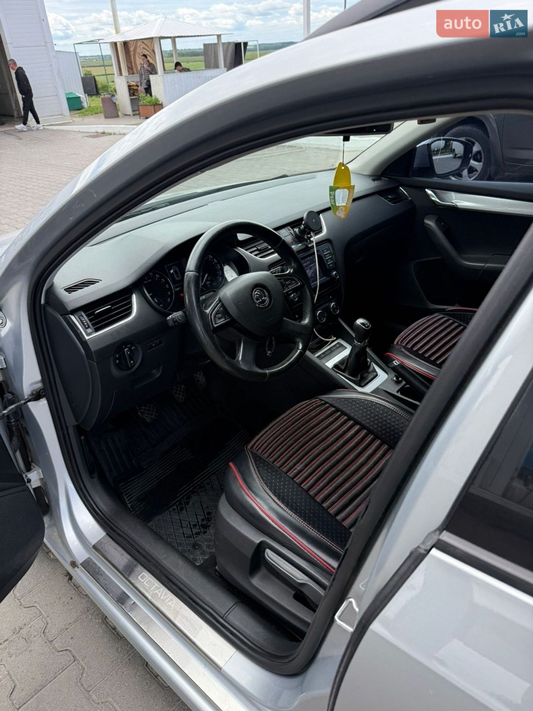 Skoda Octavia 2014 VIN TMBLG7NE4F0113125 фото оголошення 35 з 39