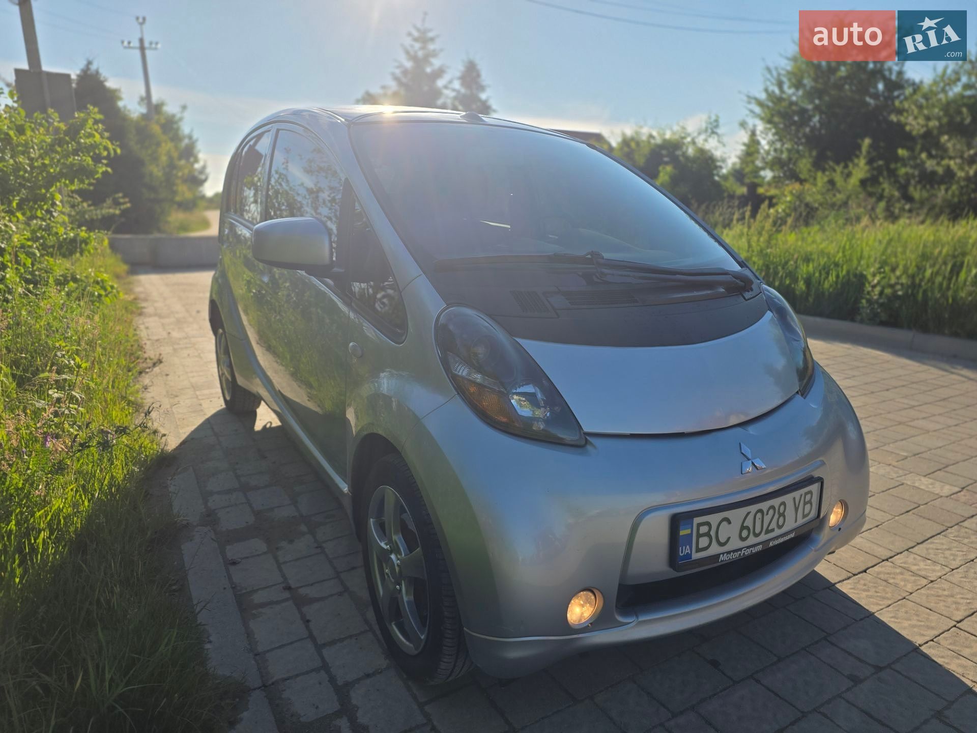 Mitsubishi i-MiEV 2011 VIN JMBLDHA3WCU001457 фото оголошення 4 з 36