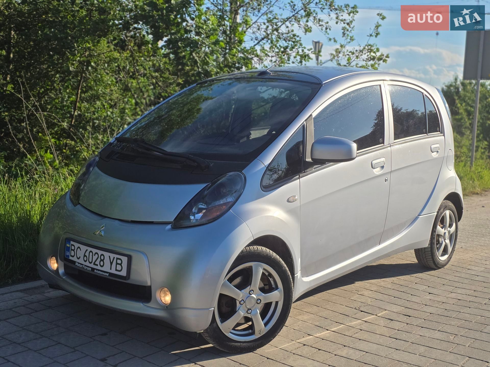 Mitsubishi i-MiEV 2011 VIN JMBLDHA3WCU001457 фото оголошення 8 з 36