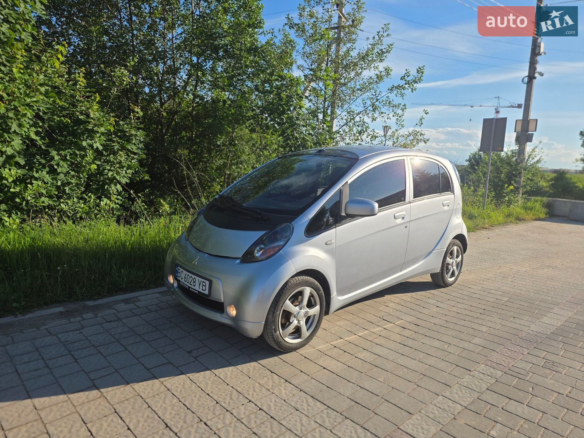 Mitsubishi i-MiEV 2011 VIN JMBLDHA3WCU001457 фото оголошення 2 з 36