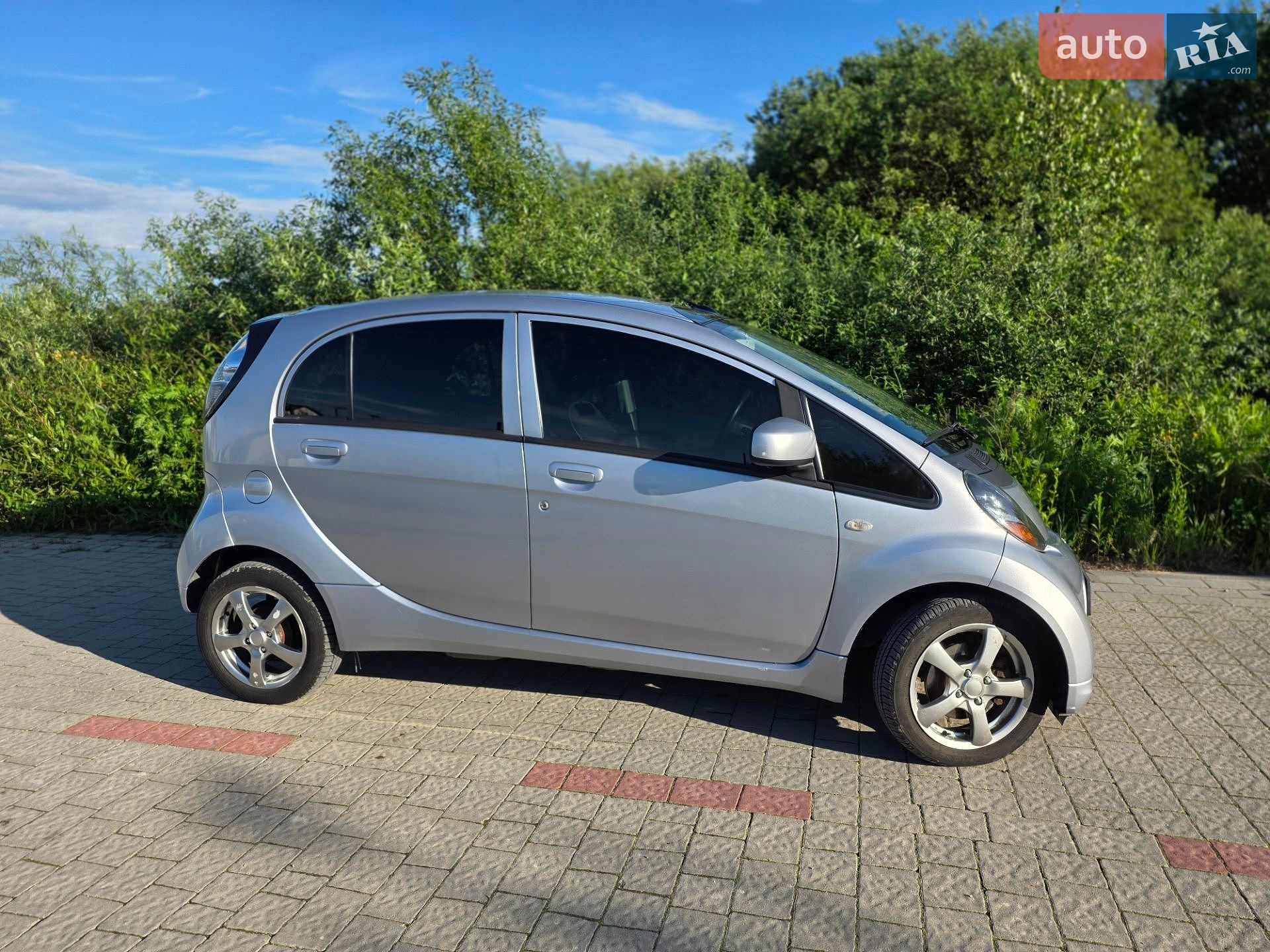 Mitsubishi i-MiEV 2011 VIN JMBLDHA3WCU001457 фото оголошення 11 з 36