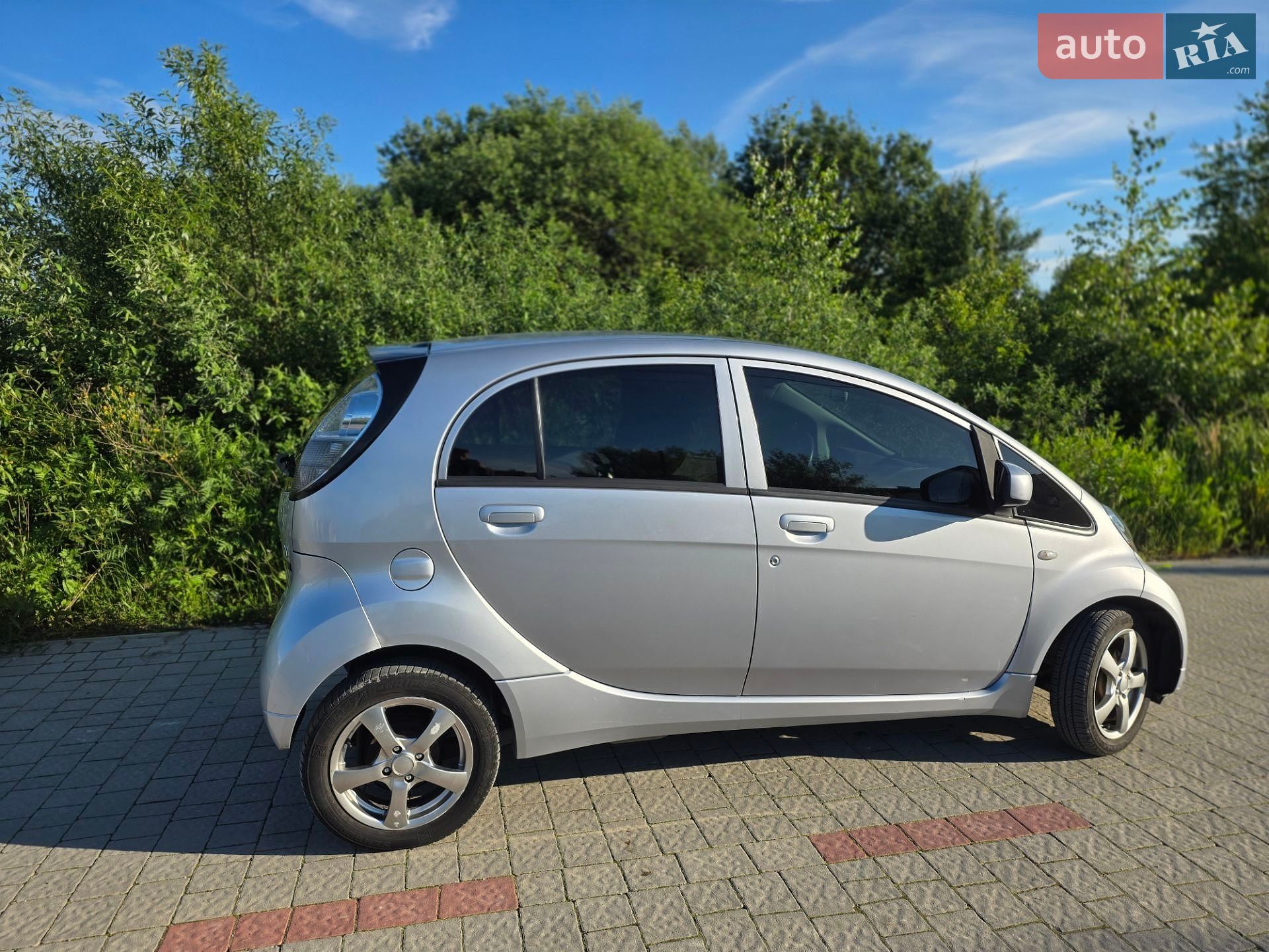 Mitsubishi i-MiEV 2011 VIN JMBLDHA3WCU001457 фото оголошення 13 з 36