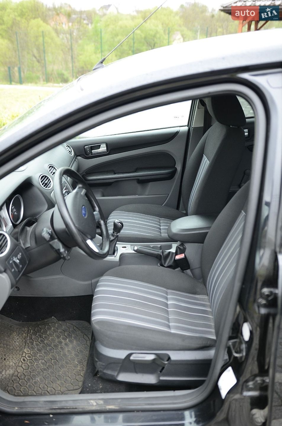 Ford Focus 2010 VIN WF0SXXGCDSAS10160 фото оголошення 9 з 28