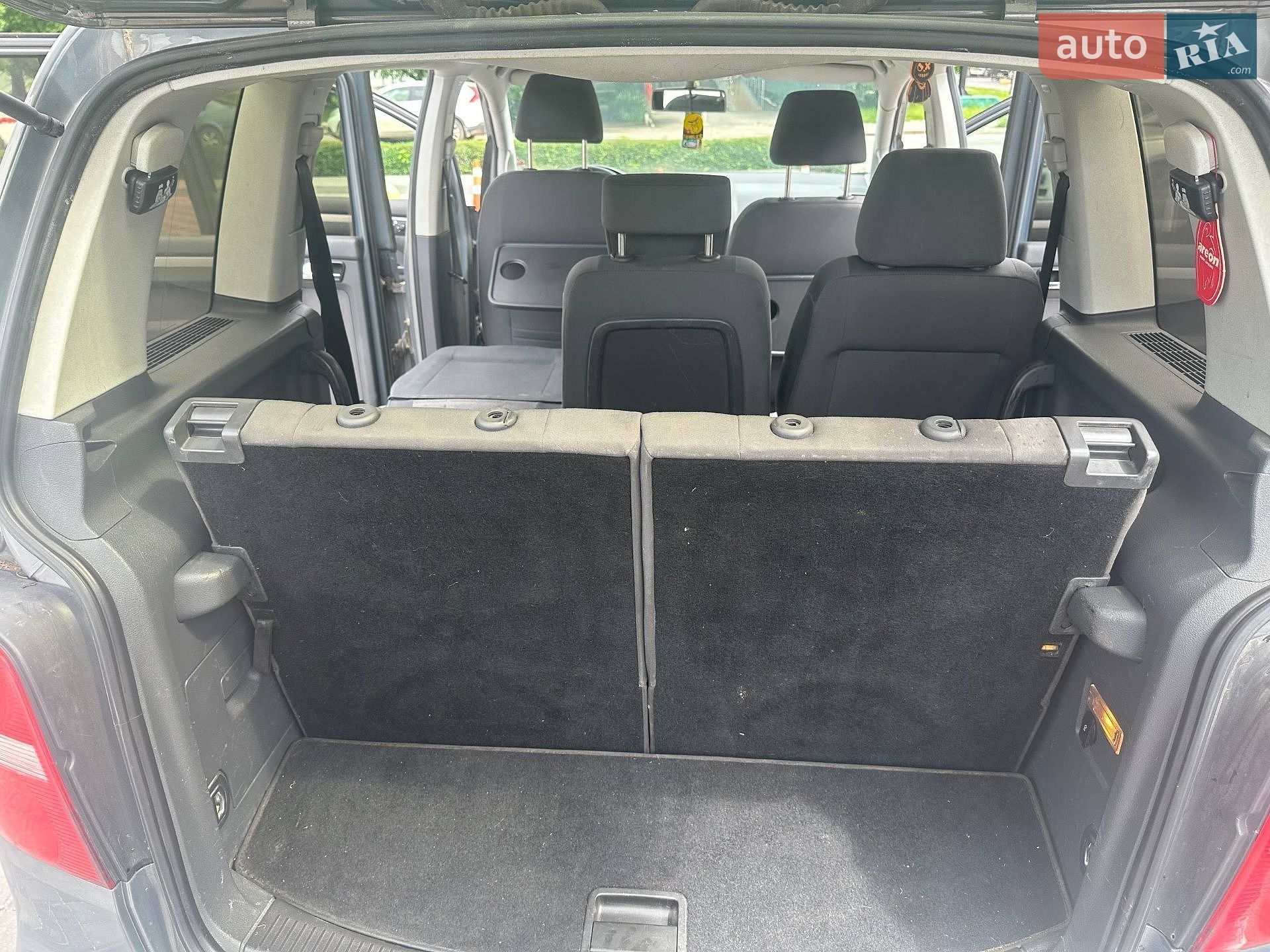 Volkswagen Touran 2006 VIN WVGZZZ1TZ6W165621 фото оголошення 6 з 28