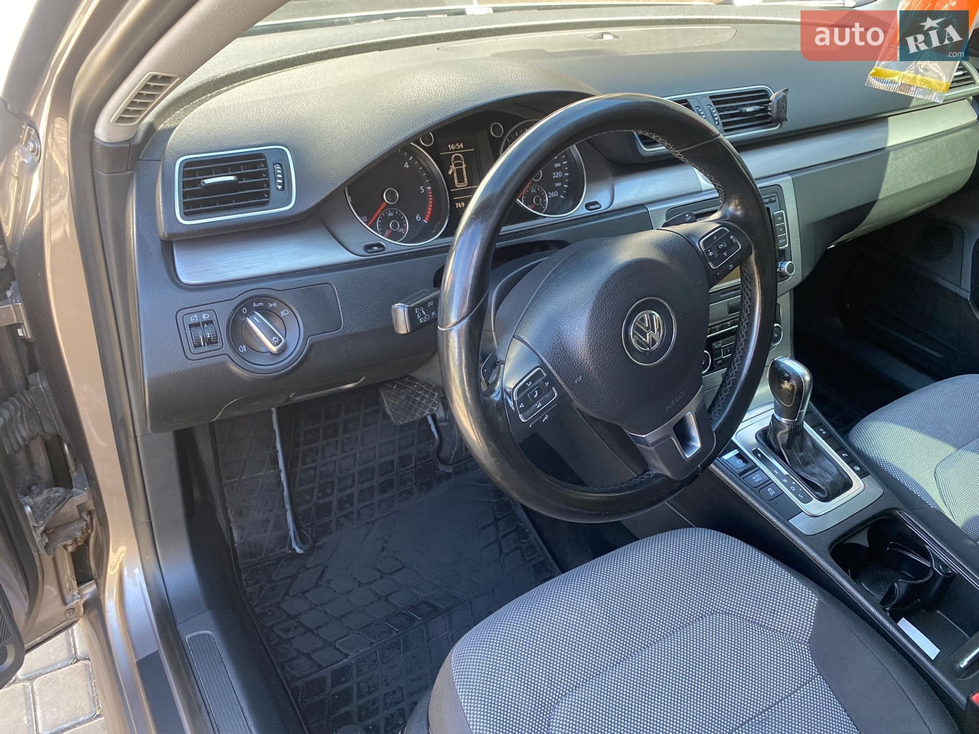 Volkswagen Passat 2012 VIN WWWZZZ3CZCE030388 фото оголошення 28 з 31