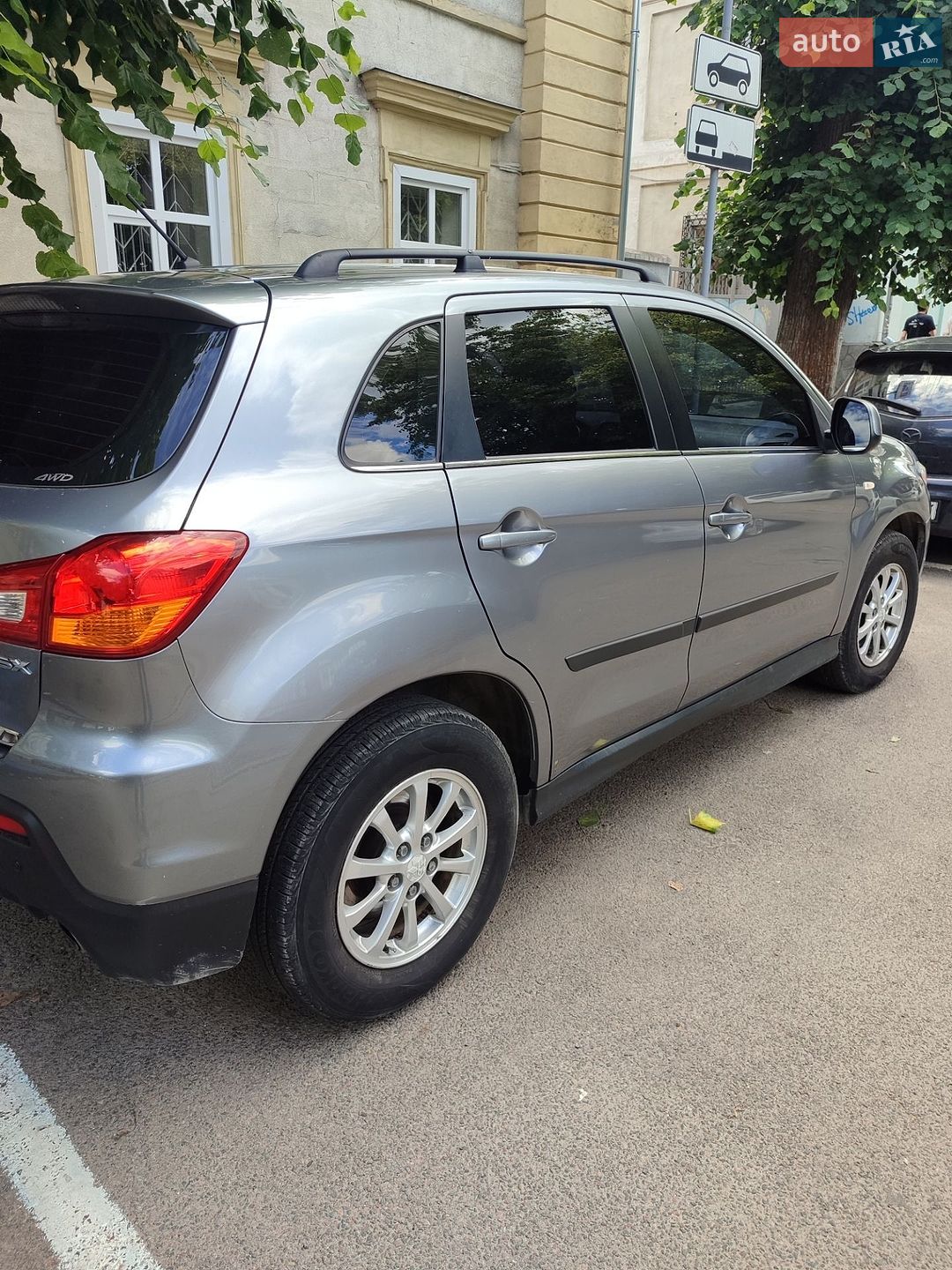Mitsubishi ASX 2011 VIN JMBXJGA6WBZ445460 фото оголошення 8 з 12