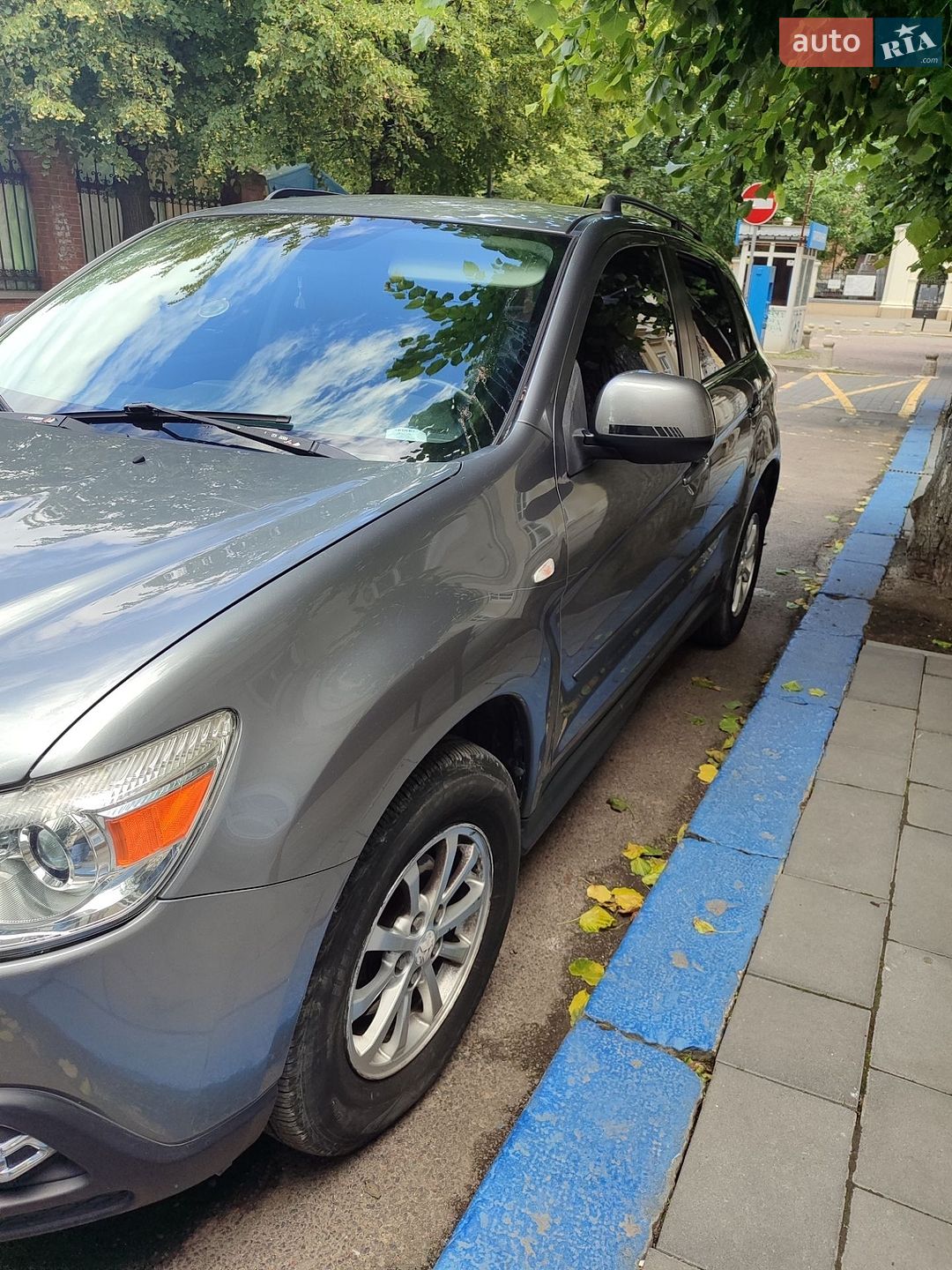 Mitsubishi ASX 2011 VIN JMBXJGA6WBZ445460 фото оголошення 9 з 12