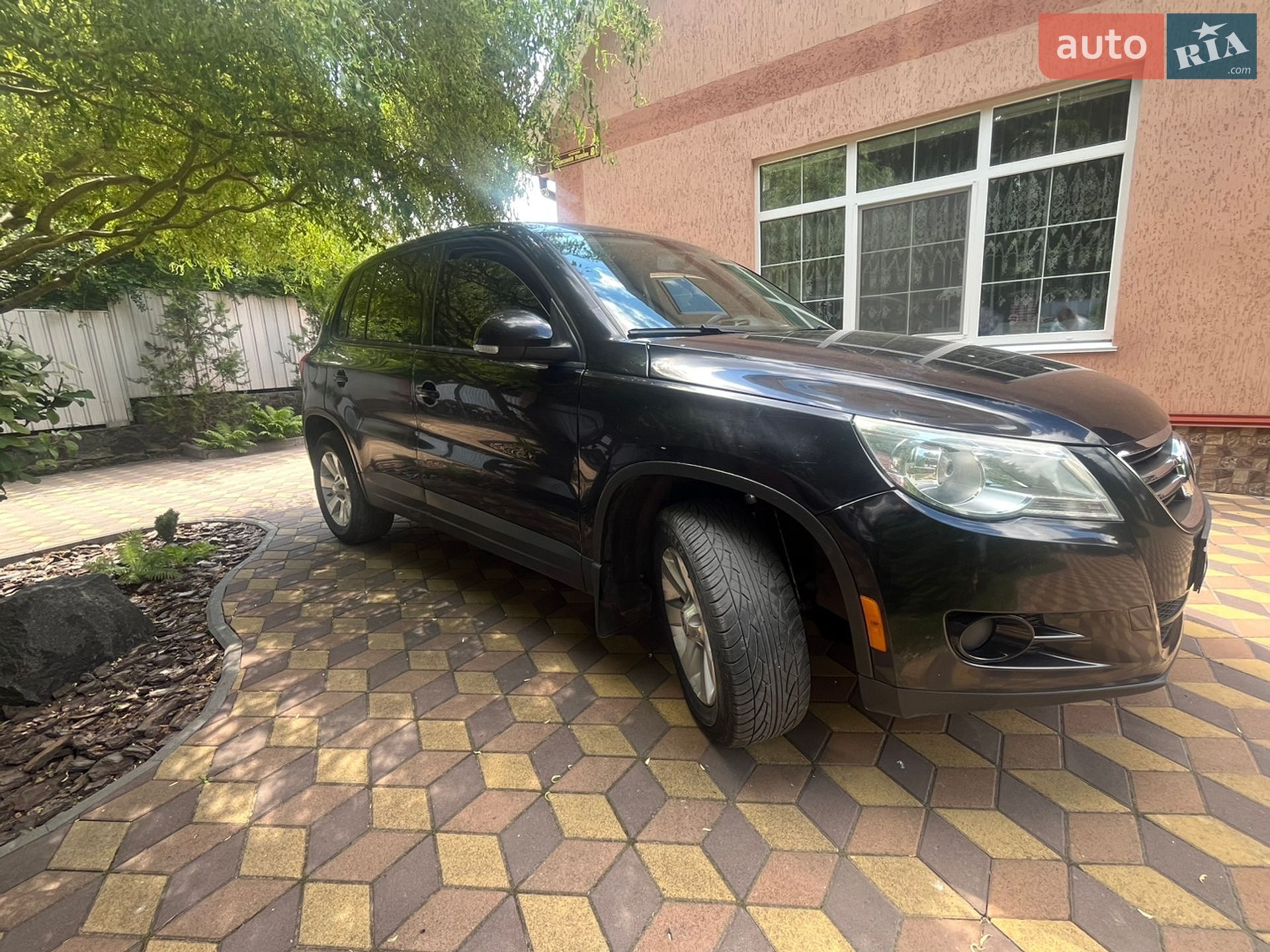 Volkswagen Tiguan 2009 VIN WVGAV75N49W532389 фото оголошення 3 з 10